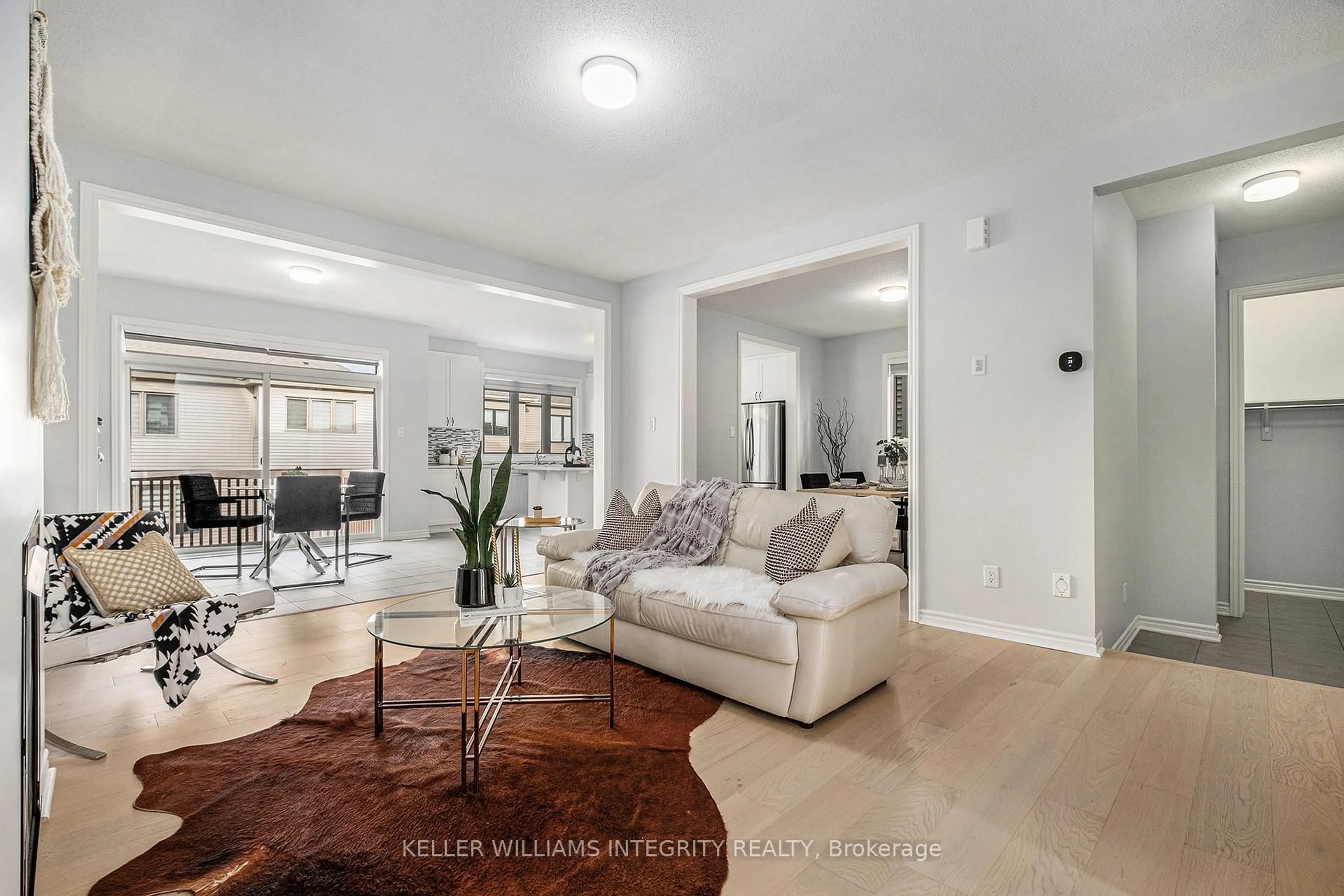 Living room with furniture, unknown for 614 Rye Grass Way, Ottawa Ontario K2J 6Z8