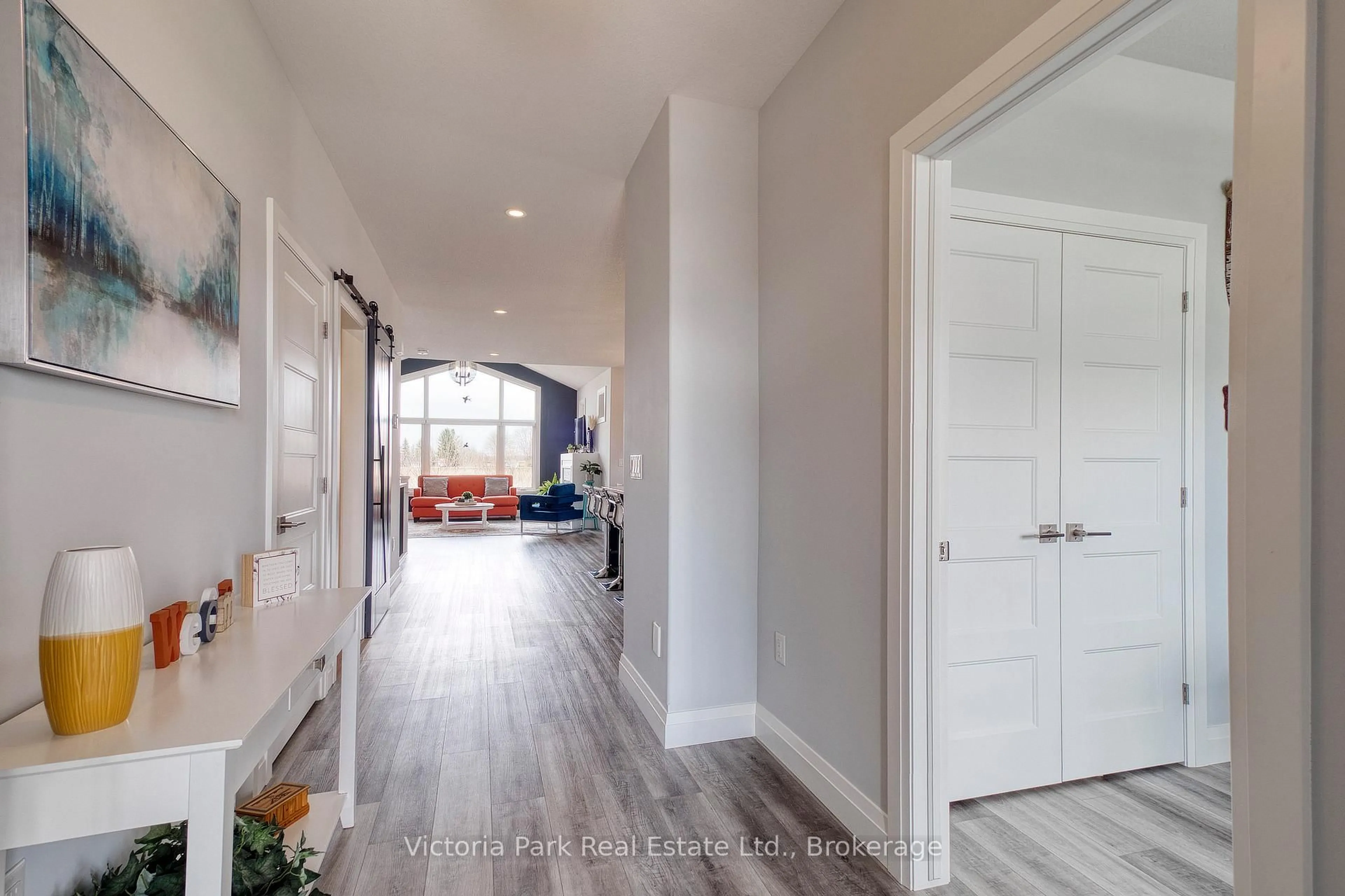 Indoor entryway for 202 Orr St, Stratford Ontario N5A 0J7