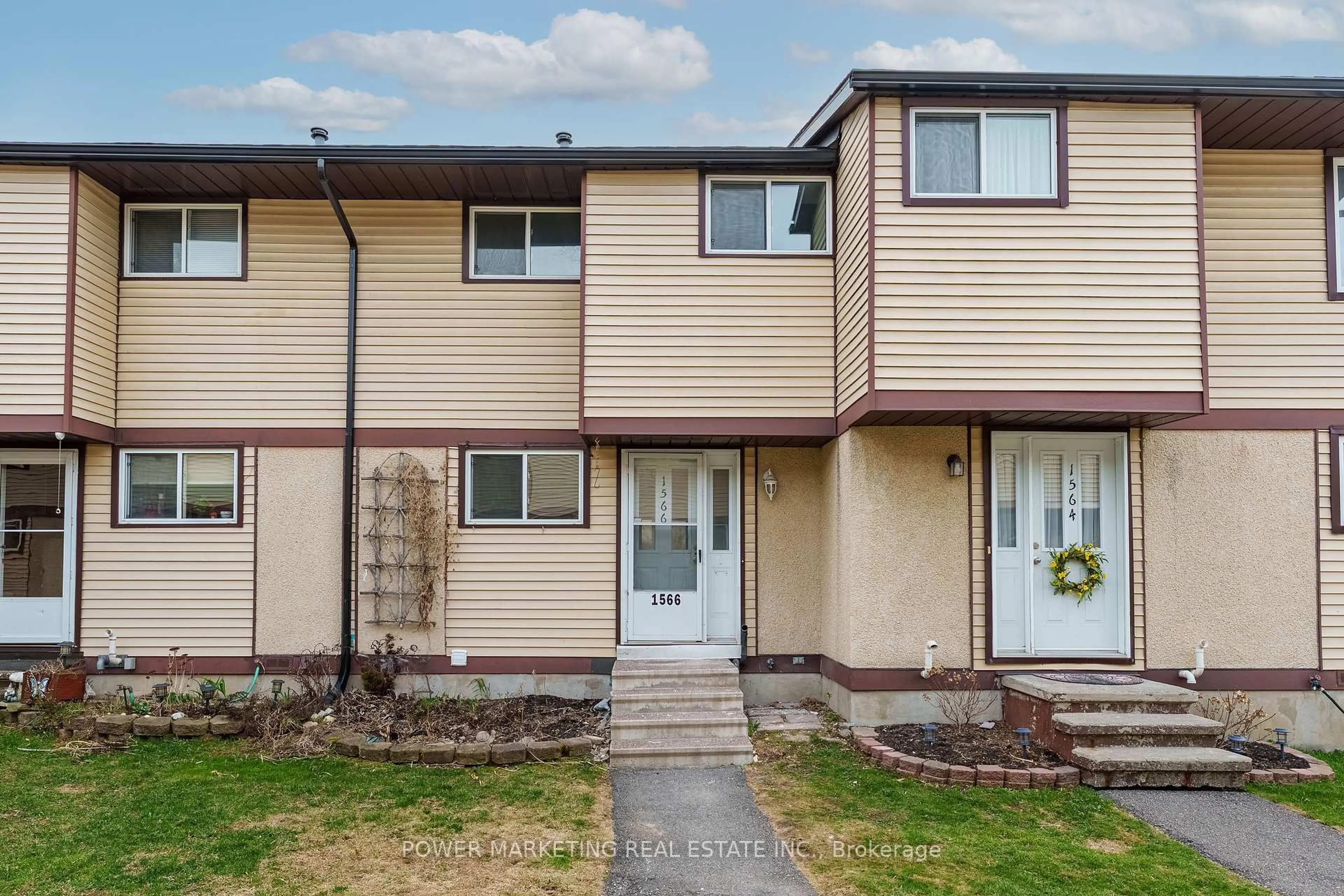 Home with vinyl exterior material, street for 1566 Feather Lane, Ottawa Ontario K1T 1V4
