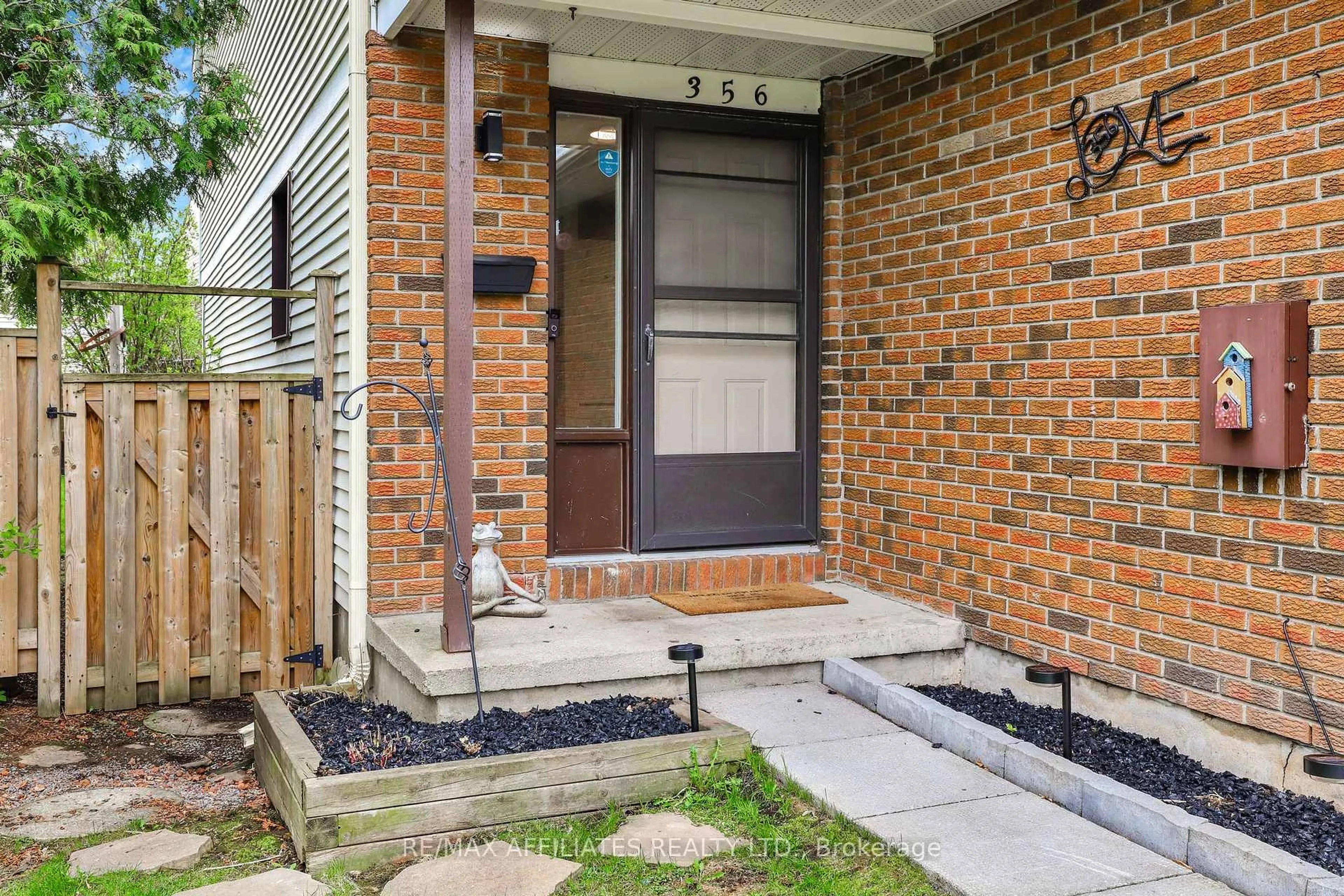 Home with brick exterior material, street for 356 Monica Cres, Orleans Ontario K1E 3N5