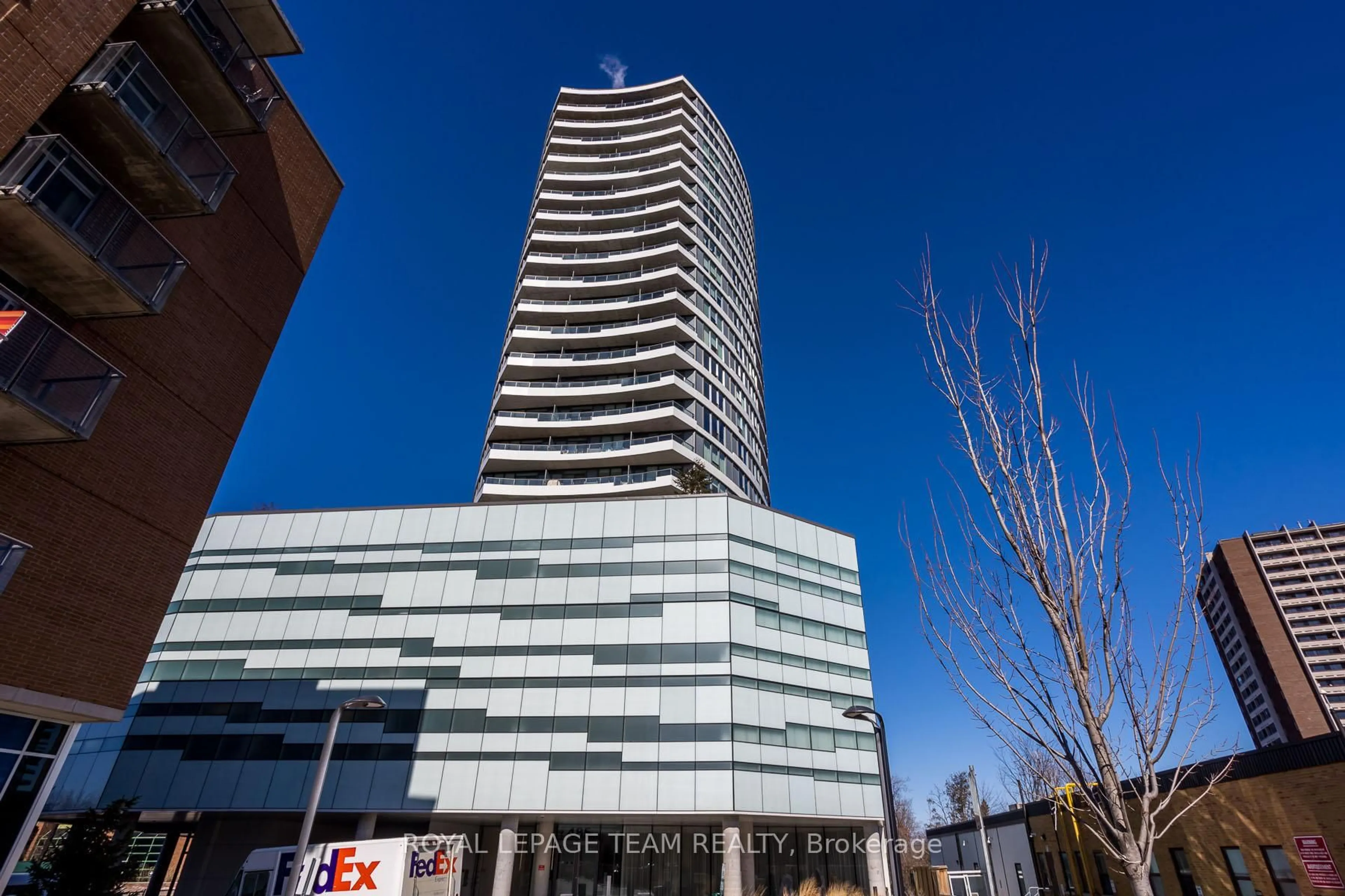 Unknown for 485 Richmond Rd #709, Ottawa Ontario K2A 3W9