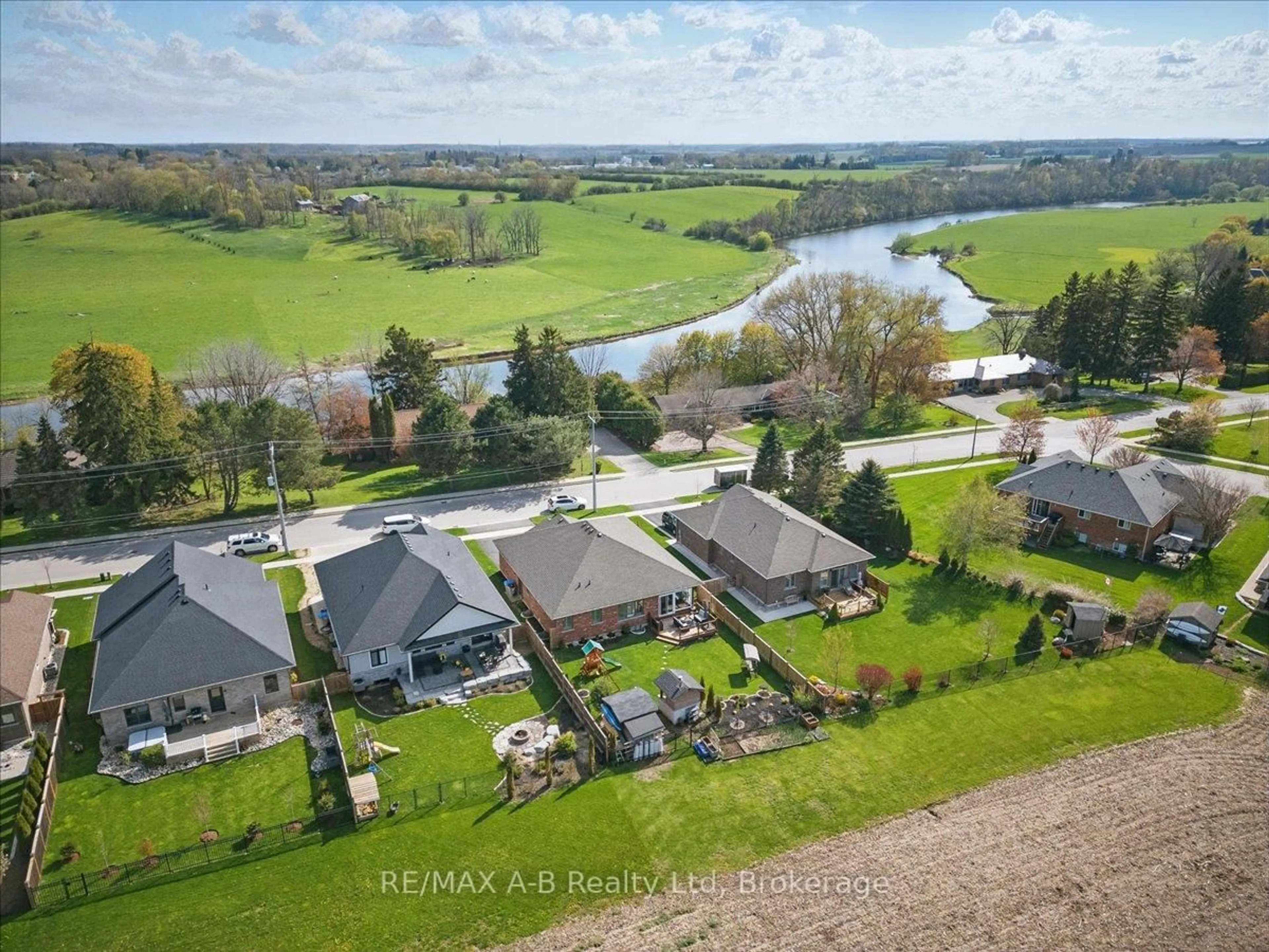 A pic from outside/outdoor area/front of a property/back of a property/a pic from drone, water/lake/river/ocean view for 423 Emily St, St. Marys Ontario N4X 0B7