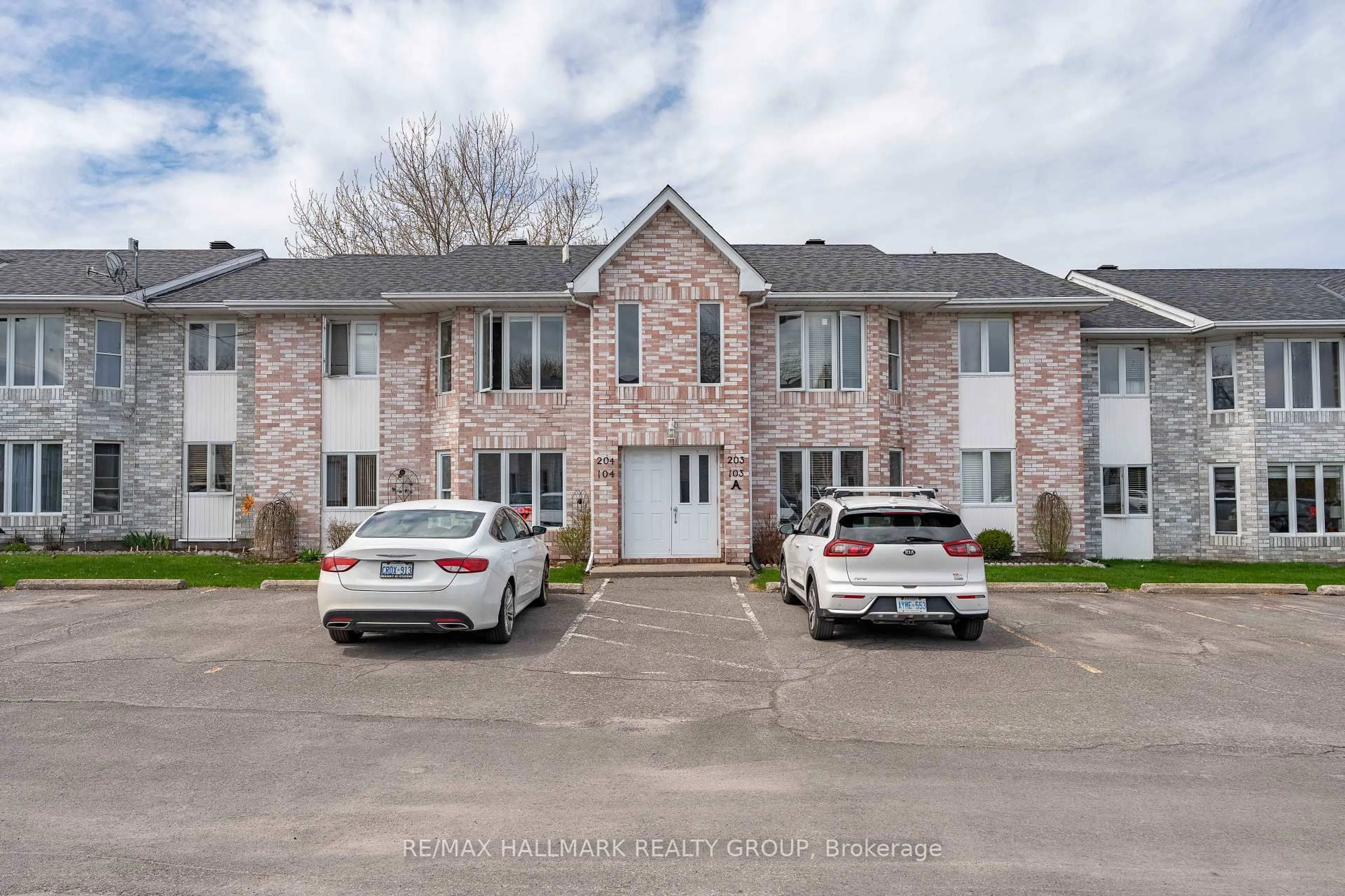 A pic from outside/outdoor area/front of a property/back of a property/a pic from drone, street for 185 Du Comte Rte #104A, Alfred and Plantagenet Ontario K0B 1L0