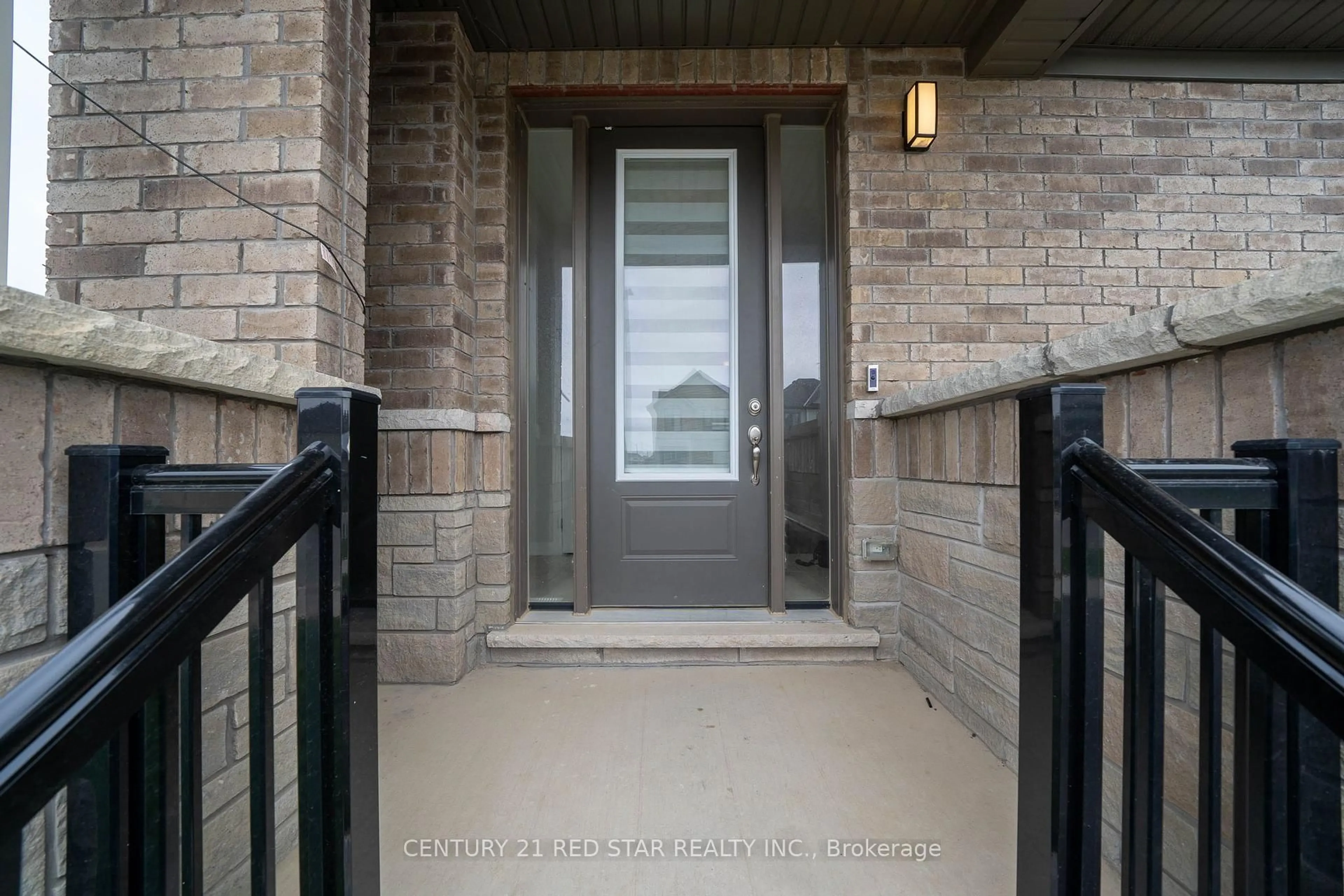 Indoor entryway for 89 Prince Philip Blvd, North Dumfries Ontario N0B 1E0