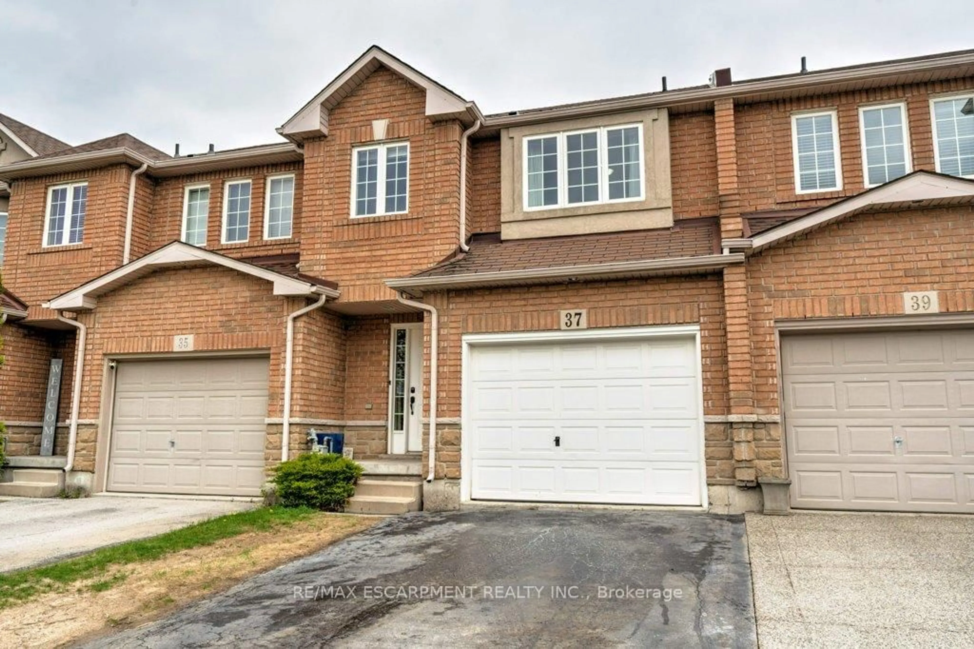 Home with brick exterior material, street for 37 Blue Mountain Dr, Hamilton Ontario L0R 1P0