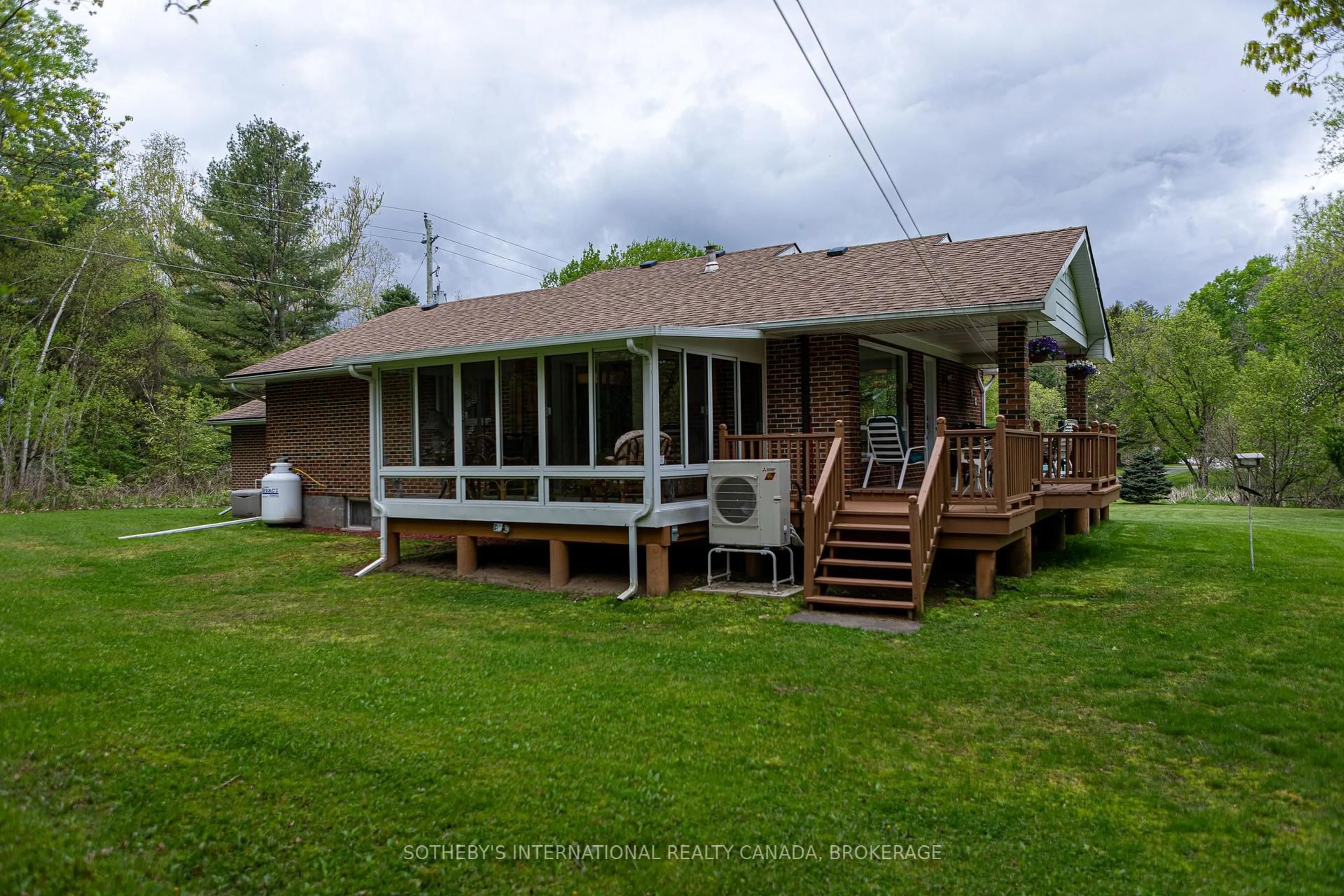 Unknown for 5 Narrows Lane Rd, Front of Leeds & Seeleys Bay Ontario K0E 1R0