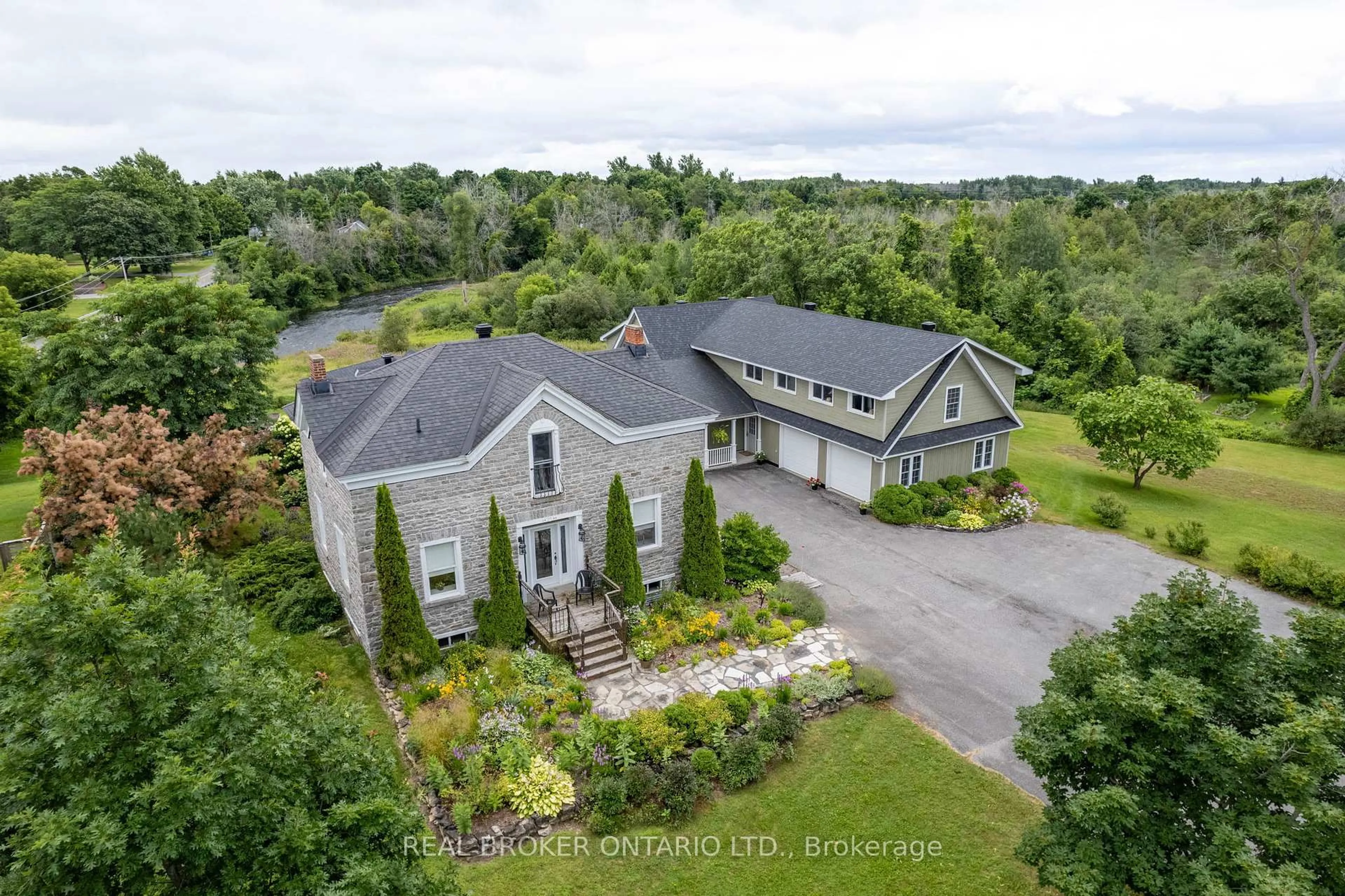 A pic from outside/outdoor area/front of a property/back of a property/a pic from drone, building for 2486 County Rd 18 Rd, North Grenville Ontario K0G 1J0