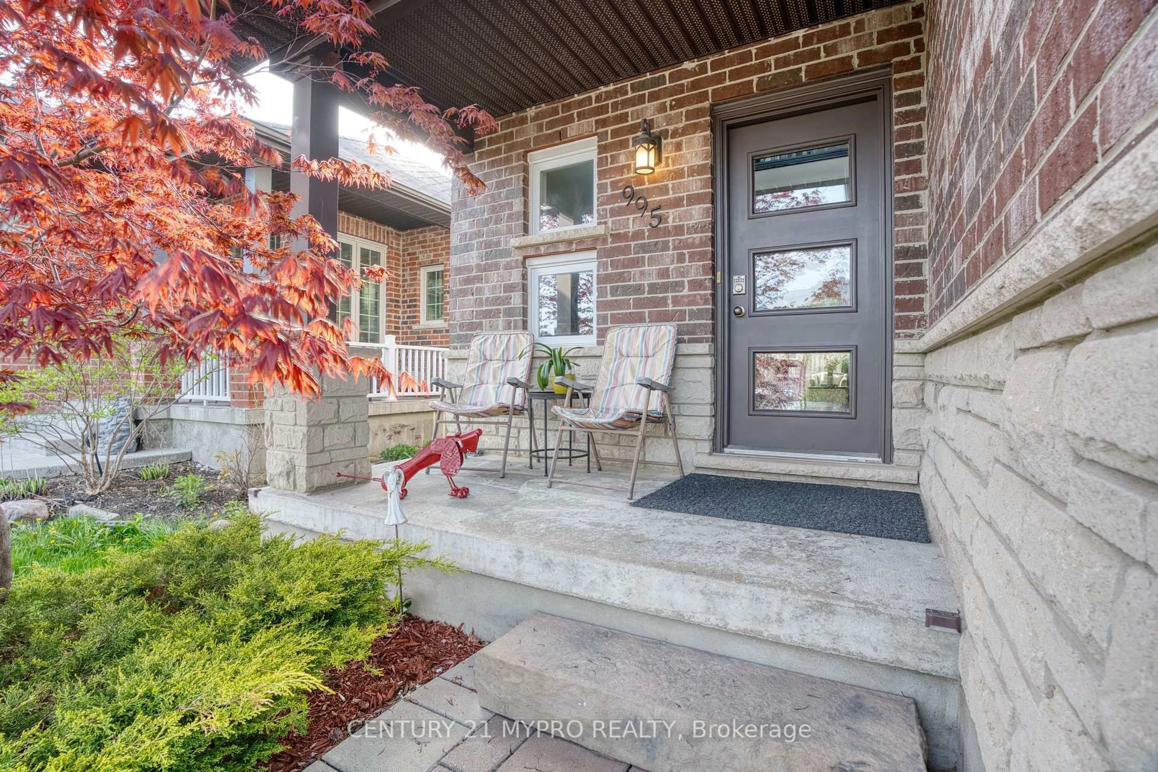 Home with brick exterior material, street for 995 Roulston Cres, London North Ontario N6H 0E8