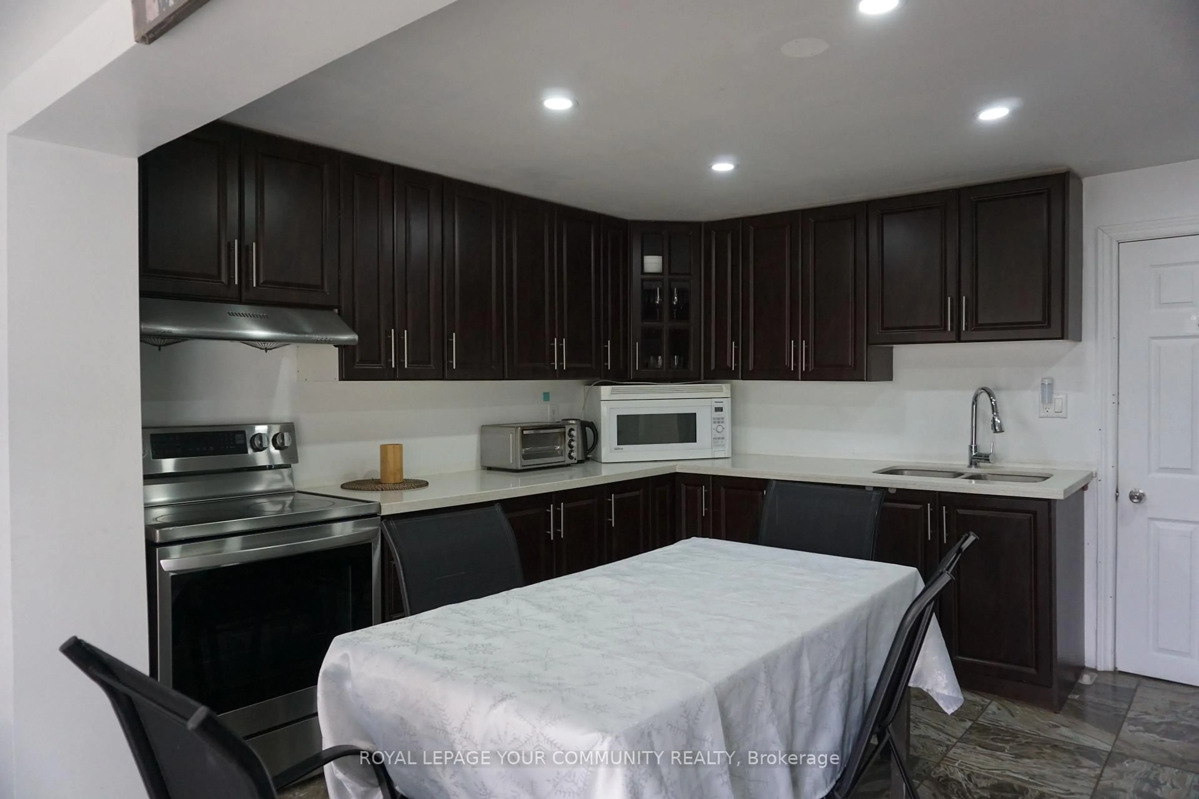 Standard kitchen, unknown for 2894 County 48 Rd, Kawartha Lakes Ontario K0M 1K0