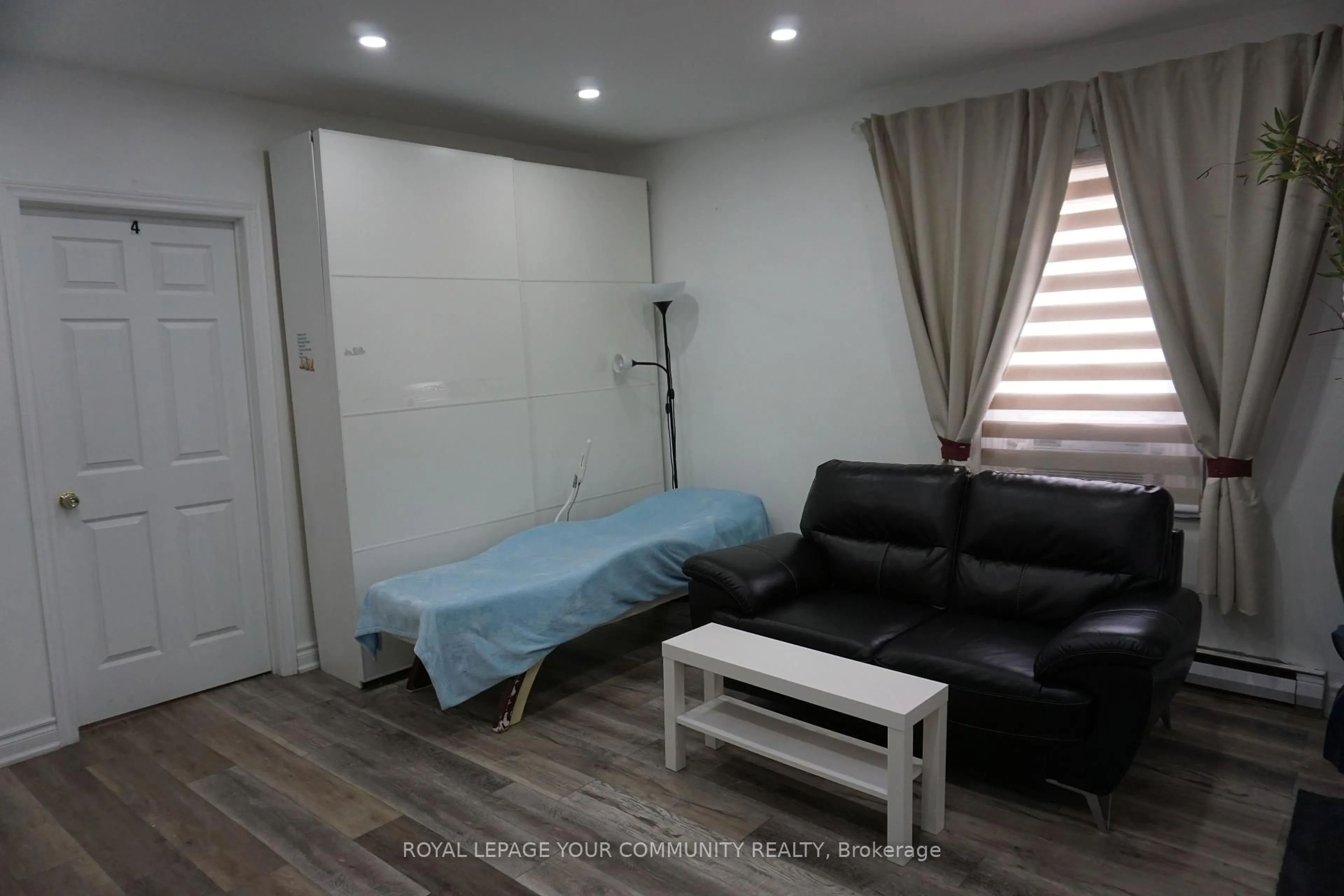 A pic of a room for 2894 County 48 Rd, Kawartha Lakes Ontario K0M 1K0