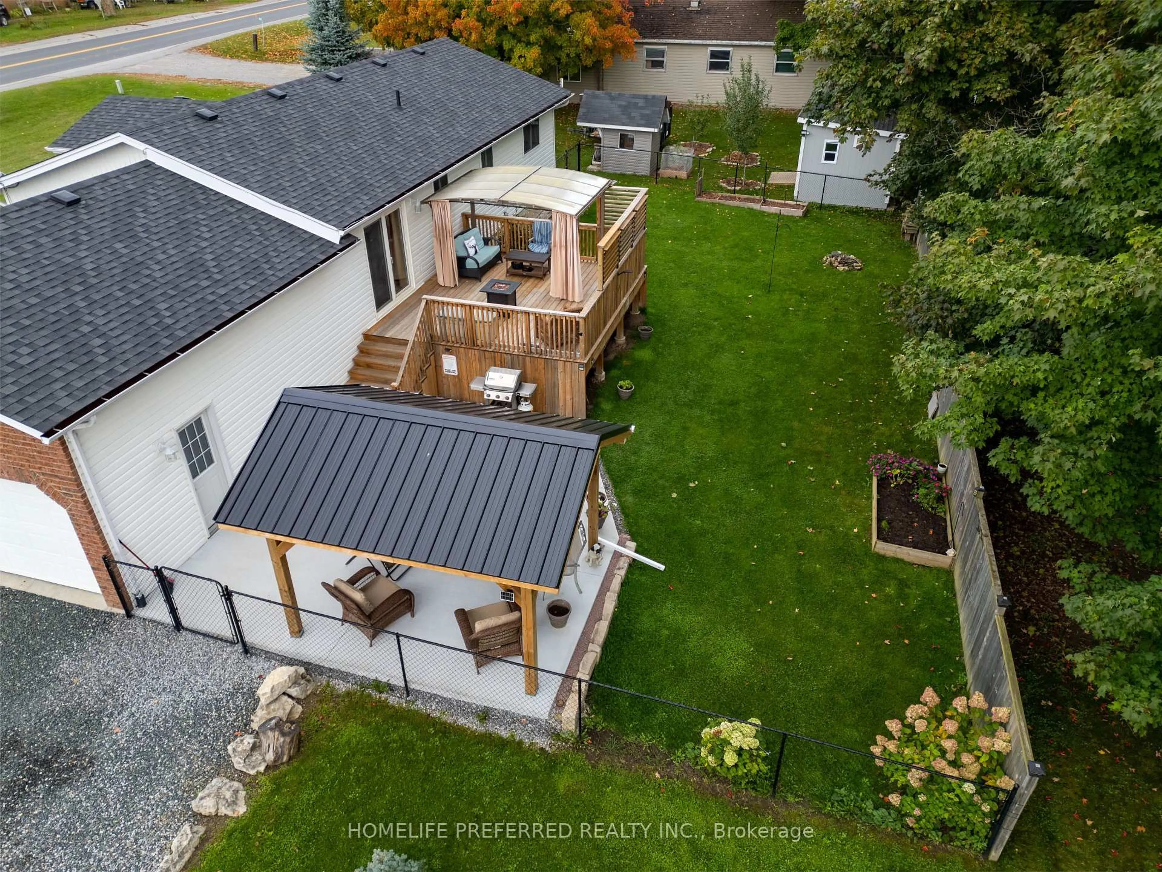 A pic from outside/outdoor area/front of a property/back of a property/a pic from drone, street for 2445 Workman St, Cavan Monaghan Ontario L0A 1C0