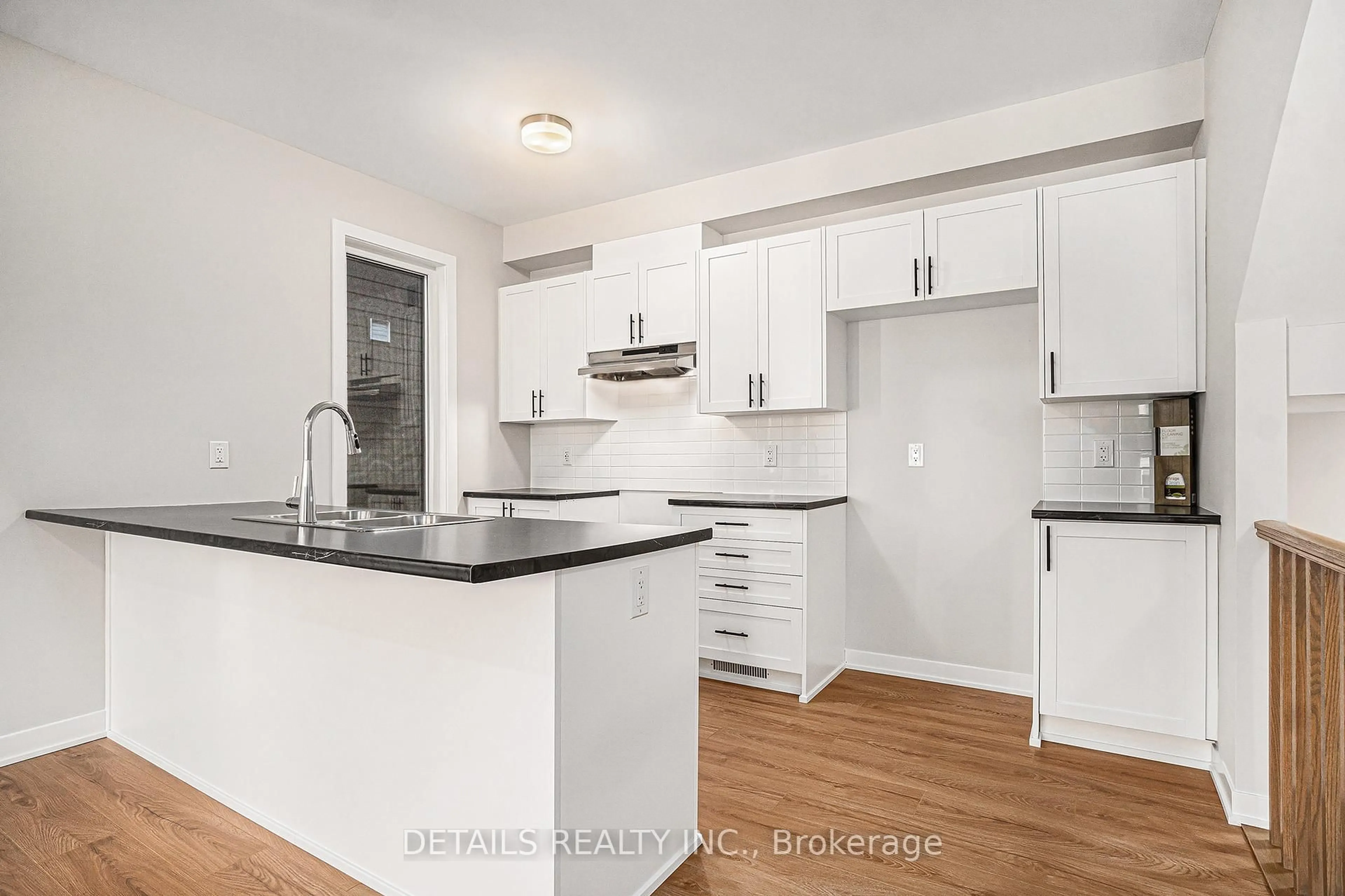 Open concept kitchen, unknown for 337 Catsfoot Walk, Ottawa Ontario K2J 7G7