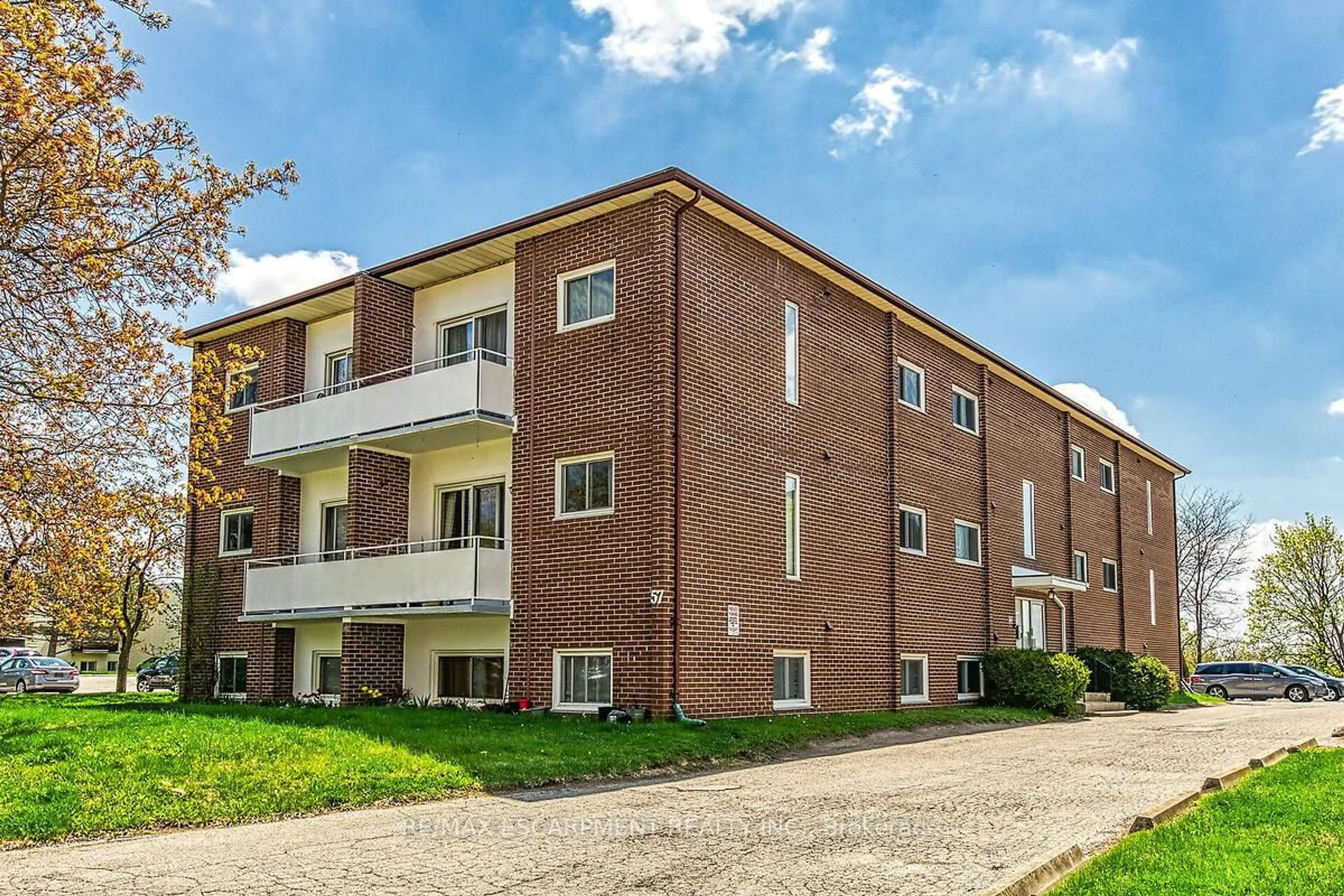 Unknown for 57 Conroy Cres #304, Guelph Ontario N1G 2V5