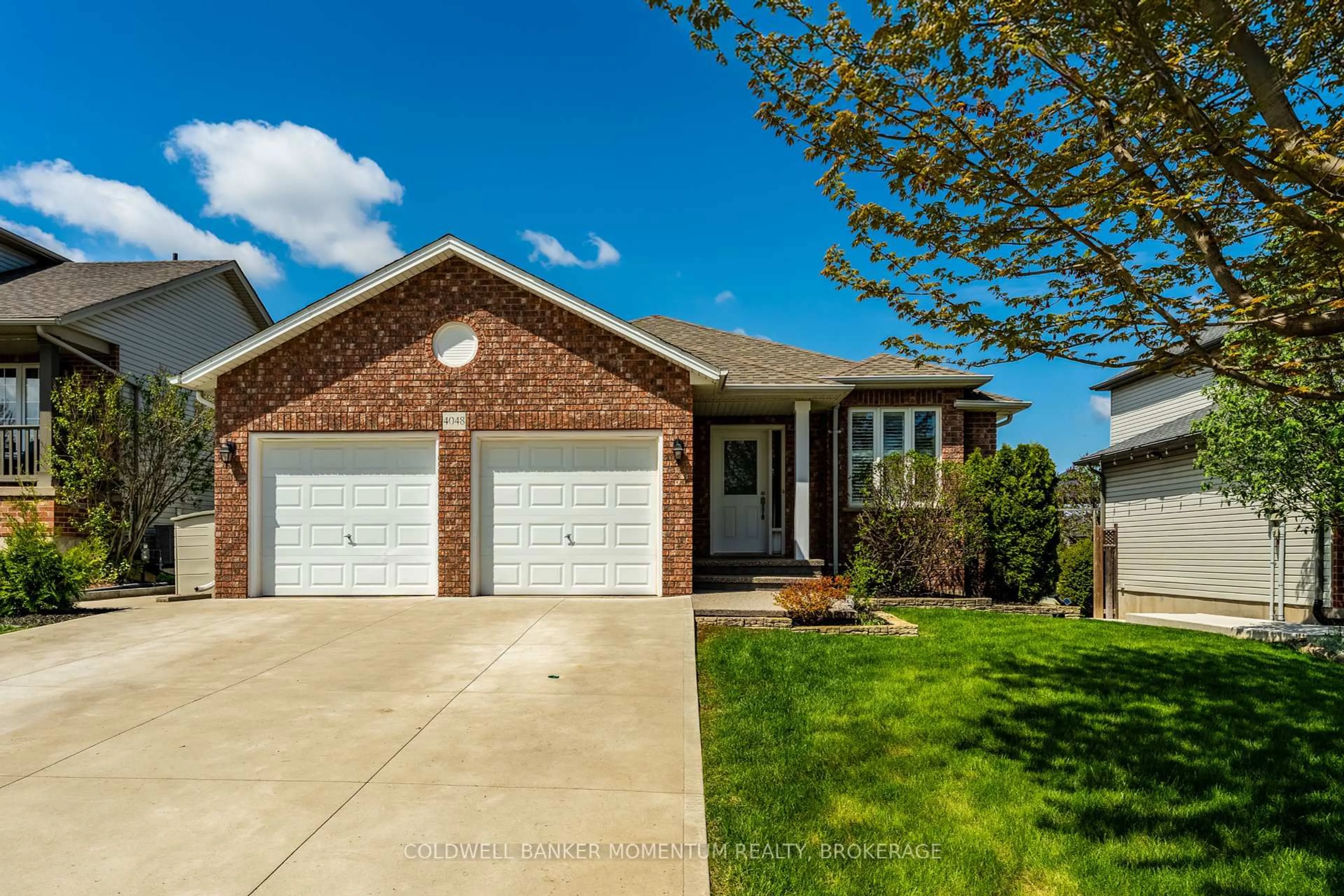 Home with brick exterior material, street for 4048 Barry Dr, Lincoln Ontario L0R 1B7