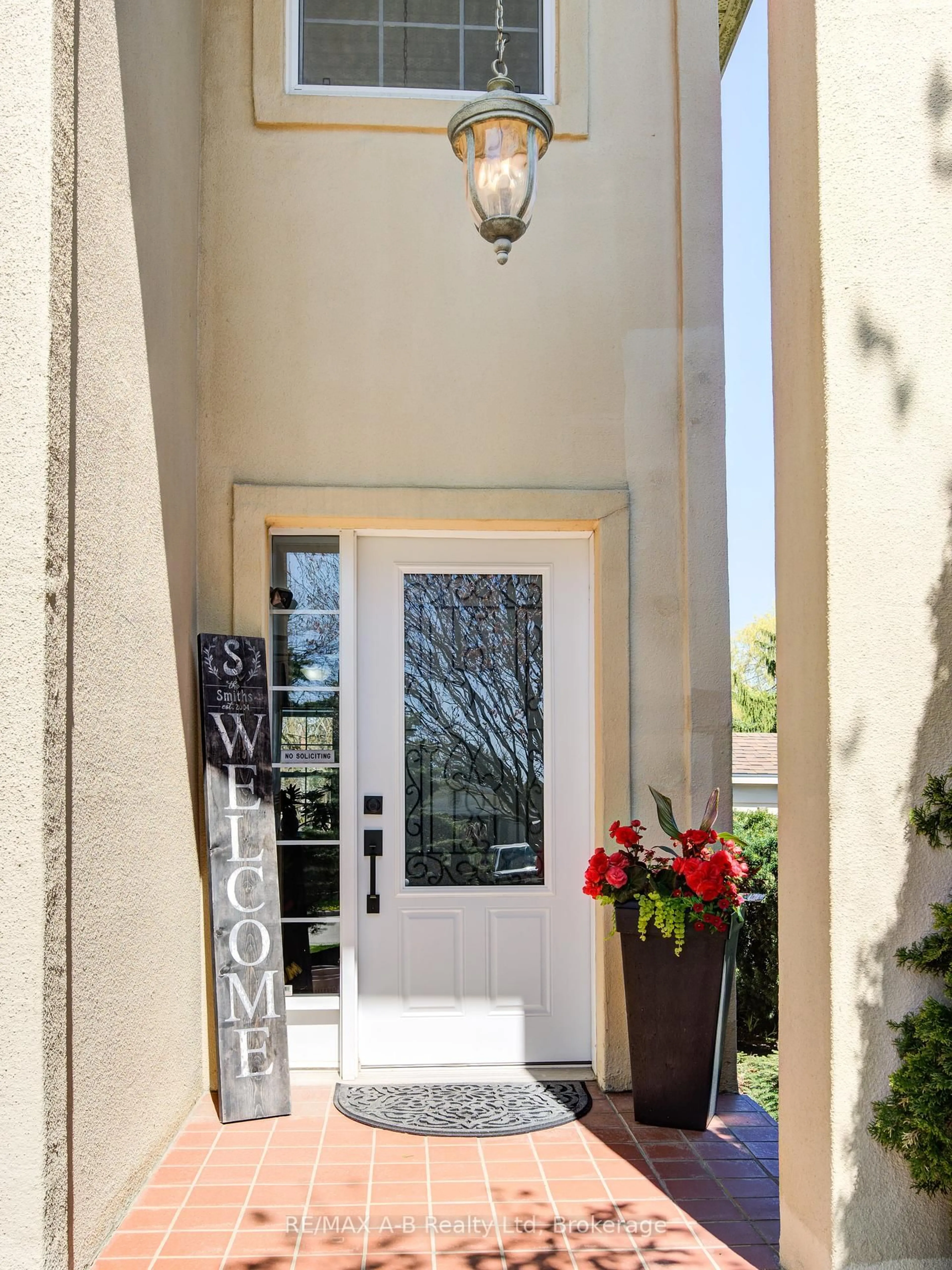 Indoor entryway for 101 Rudy Ave, East Zorra-Tavistock Ontario N0B 2R0