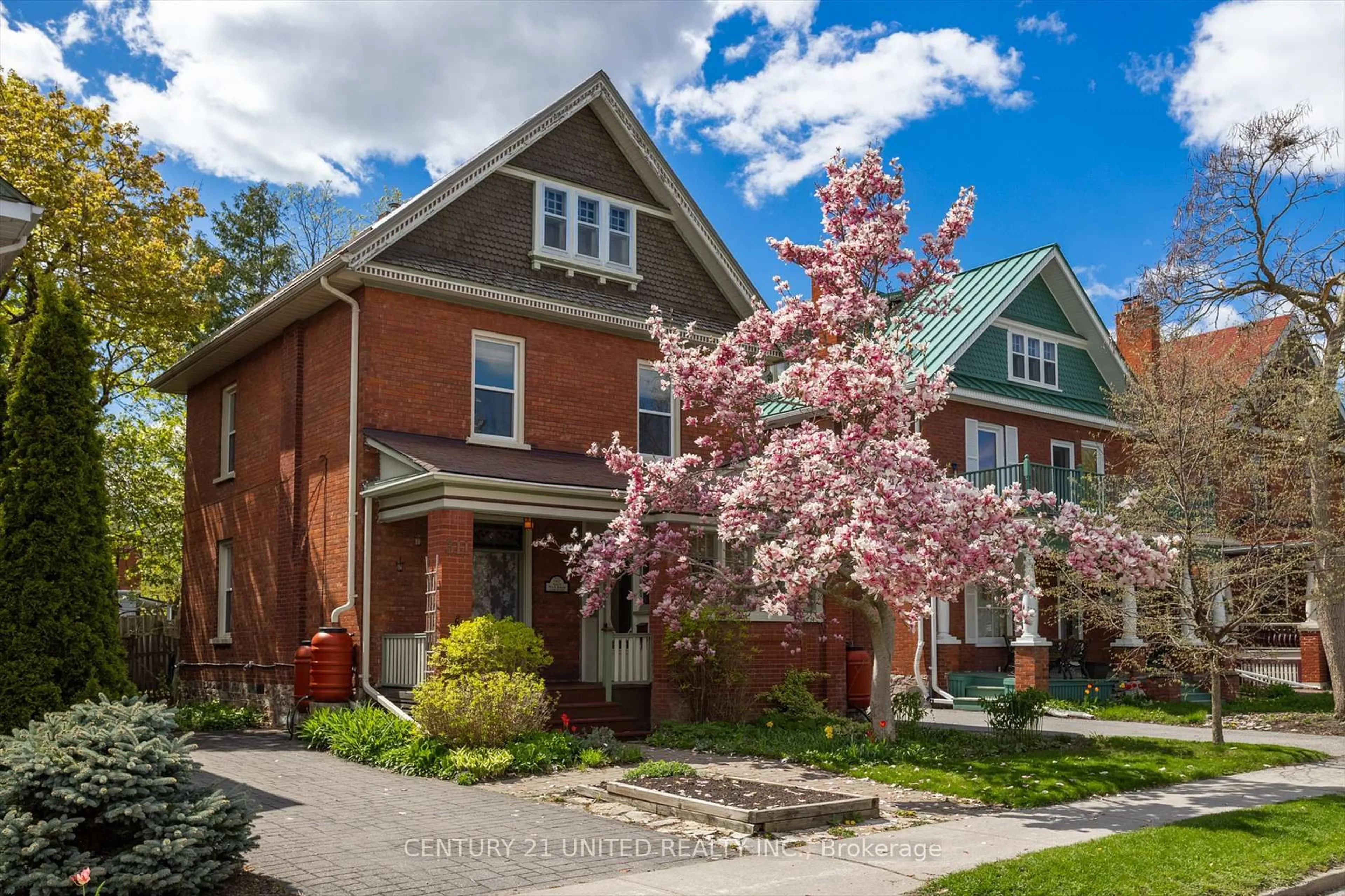 Home with brick exterior material, street for 311 Pearl Ave, Peterborough Central Ontario K9J 5G4