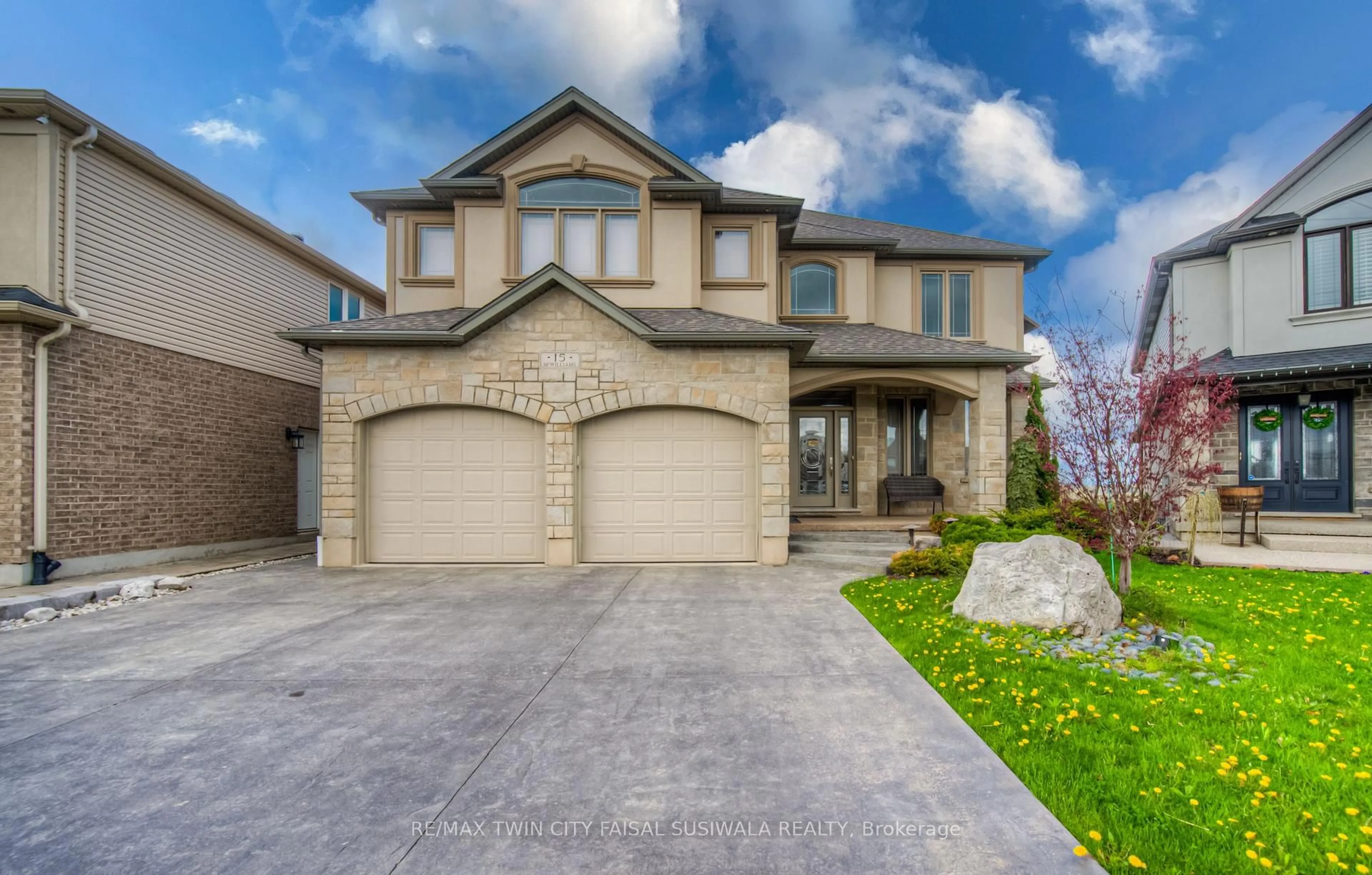 Home with brick exterior material, street for 15 Mcwilliams Crt, Cambridge Ontario N1P 0A9