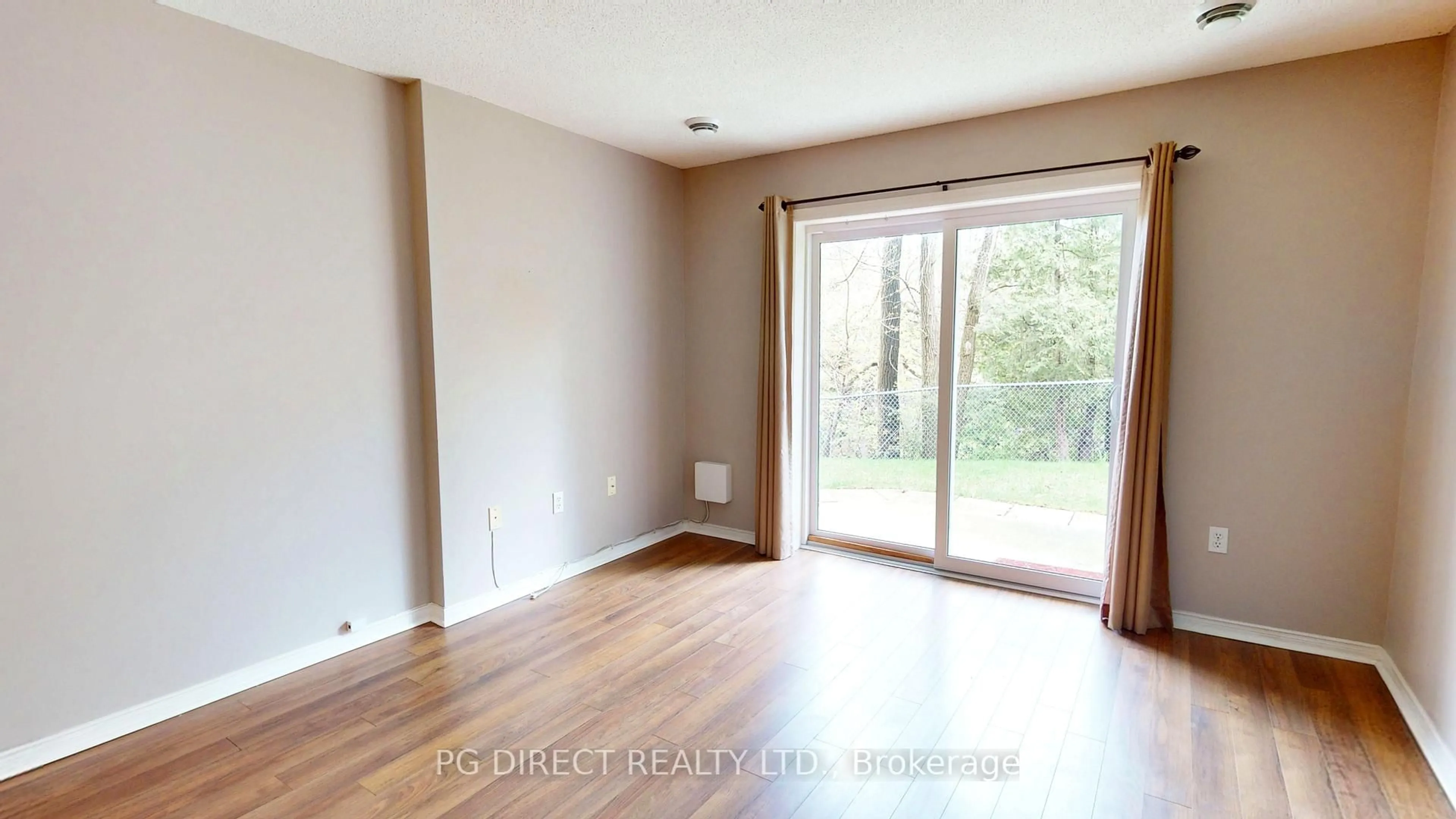 A pic of a room for 245 Queen St #102, Centre Wellington Ontario N1M 3R6