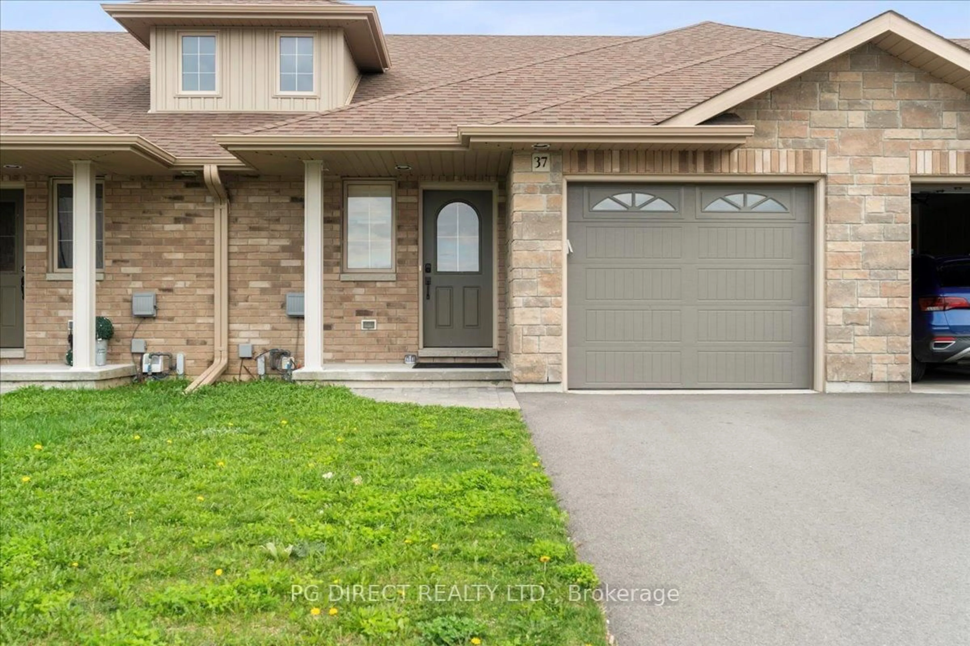 Home with brick exterior material, street for 37 Hillside Meadow Dr, Quinte West Ontario K0K 1L0