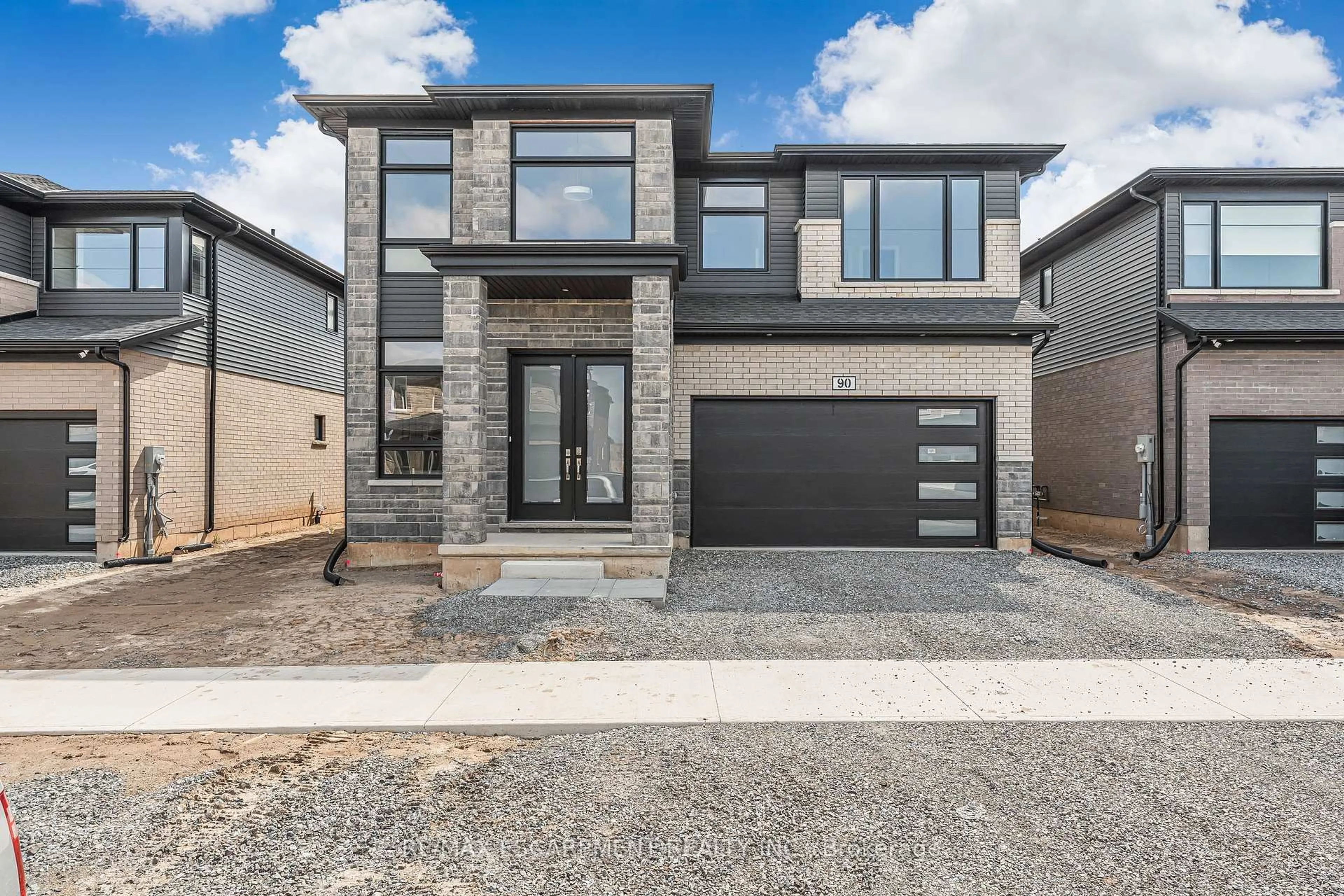 Home with brick exterior material, street for 90 ACACIA Rd, Pelham Ontario L0S 1E6