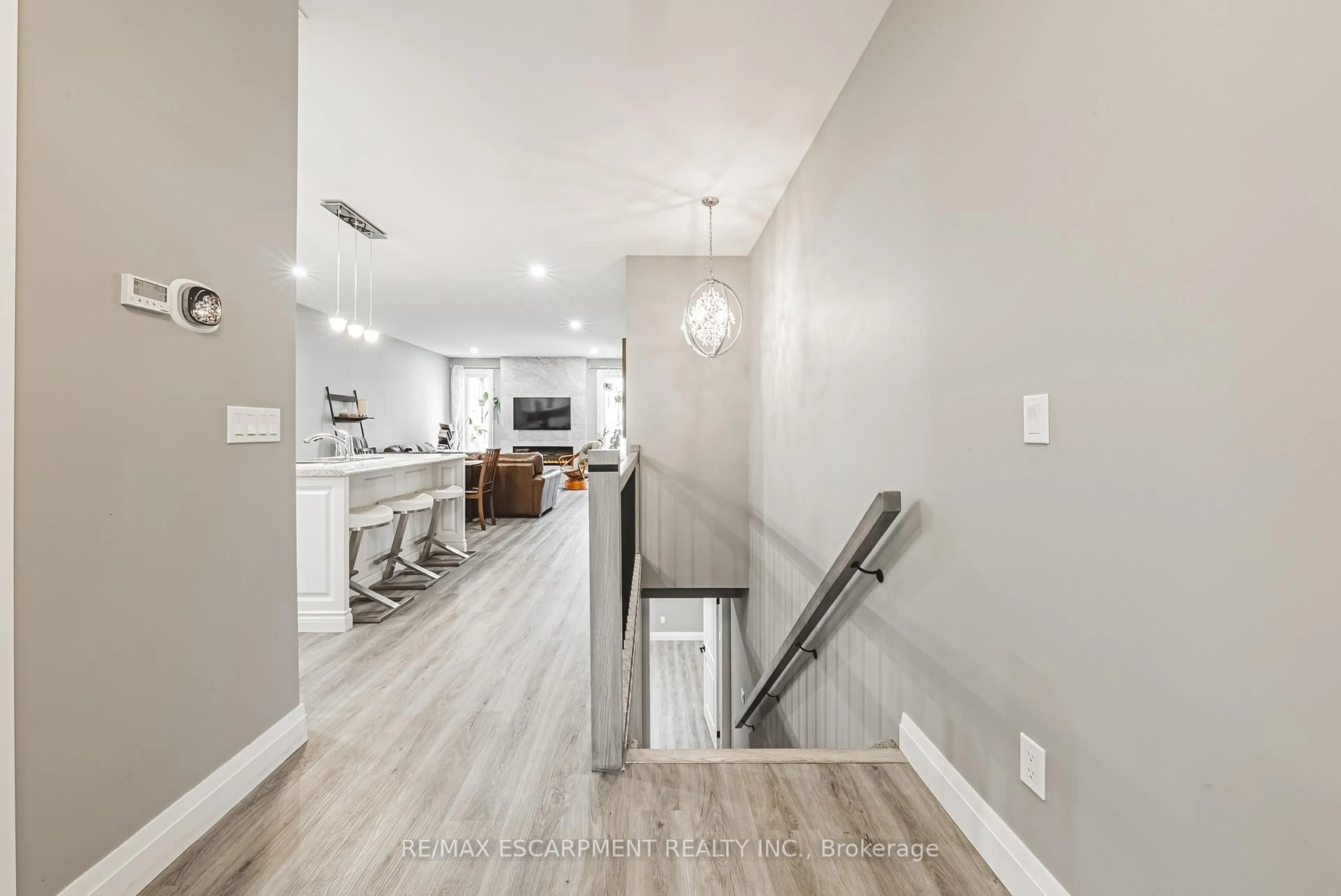 Unknown for 1053 BAY St, Norfolk Ontario N0E 1M0