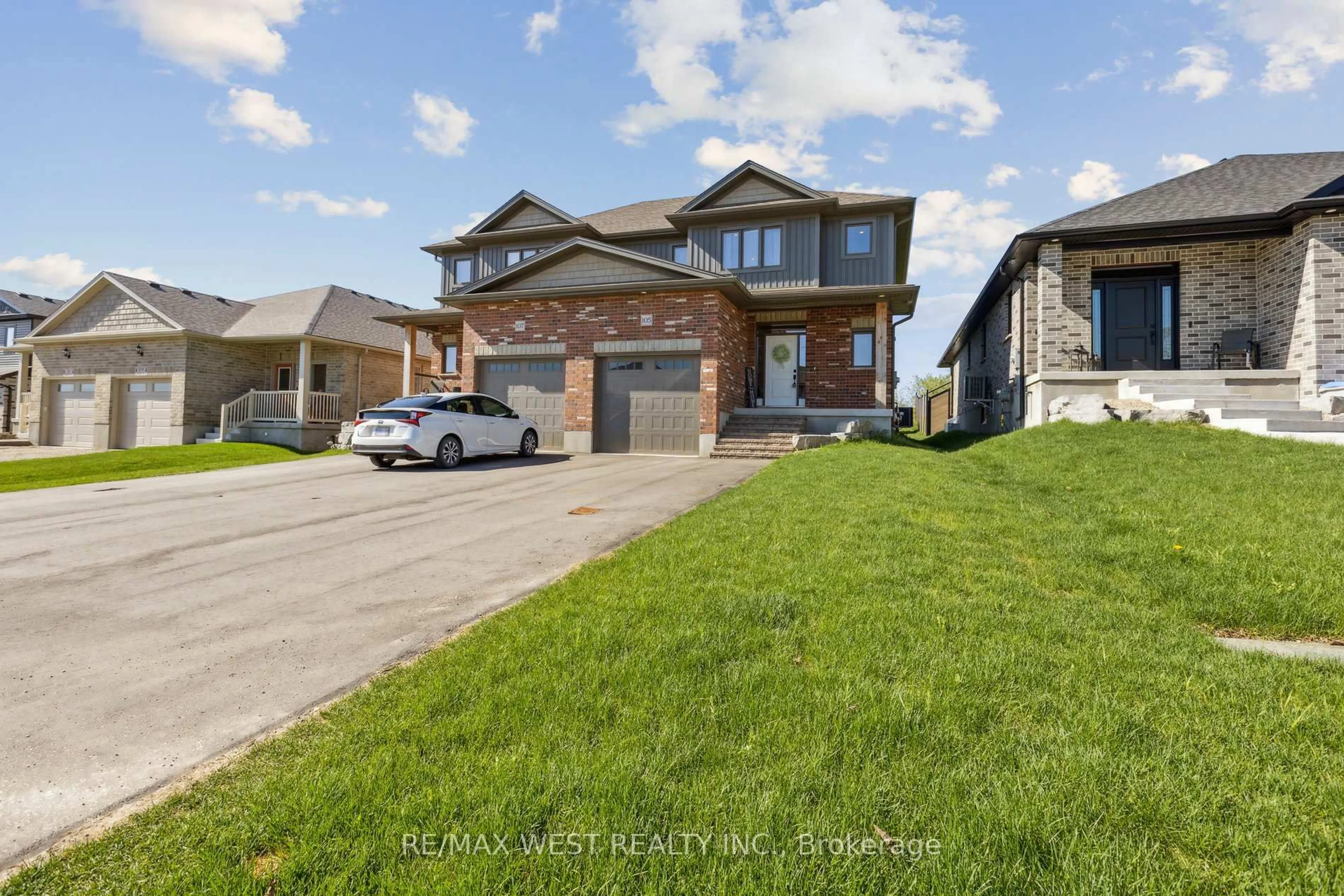 Unknown for 105 PUGH St, Perth East Ontario N0K 1M0