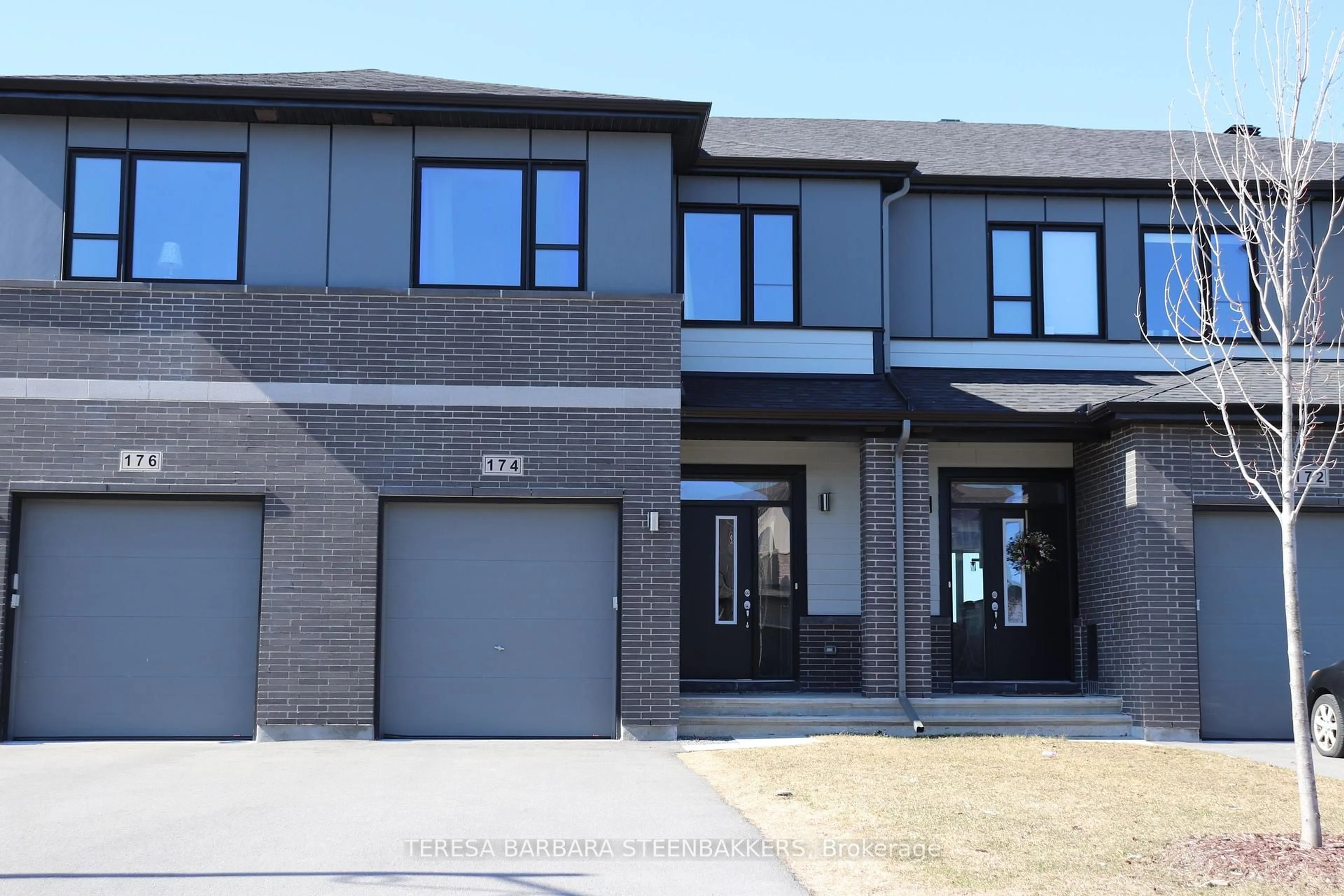 Home with brick exterior material, street for 174 Tapadero Ave, Stittsville Ontario K2V 0N9