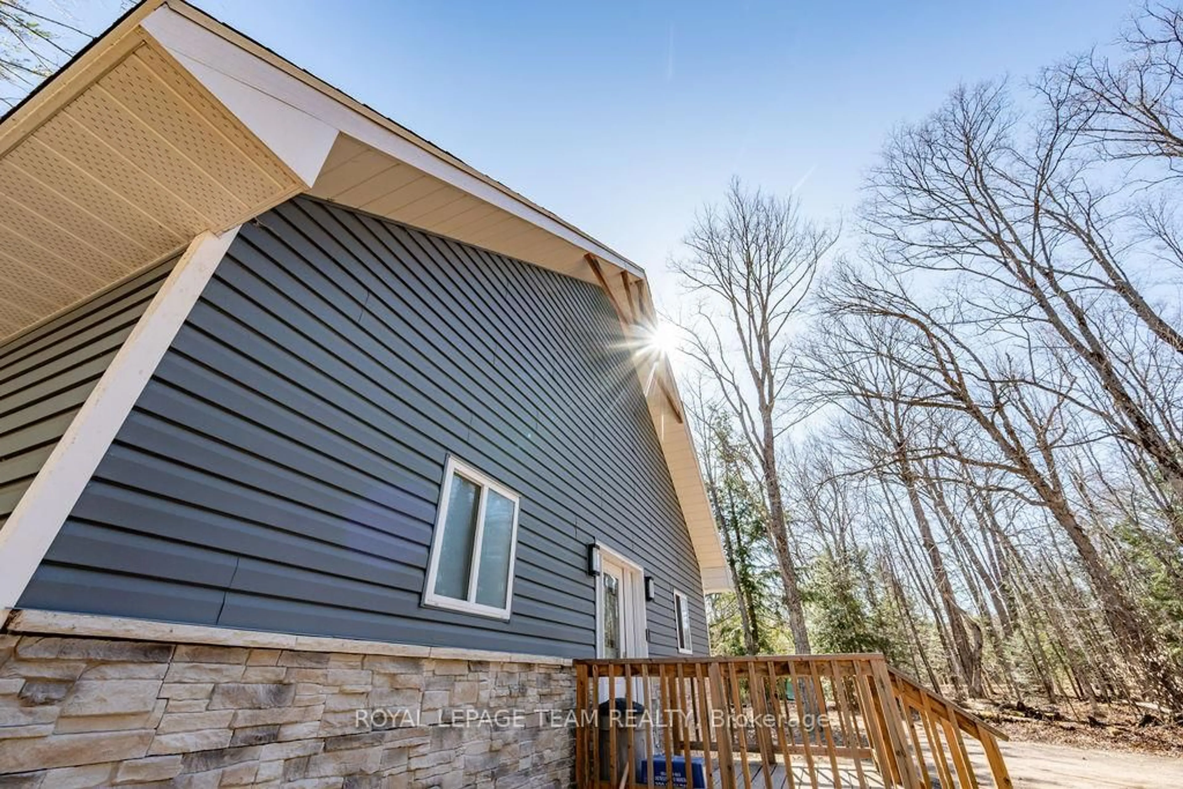 Home with vinyl exterior material, unknown for 664 Ohio Rd, Combermere Ontario K0J 1L0