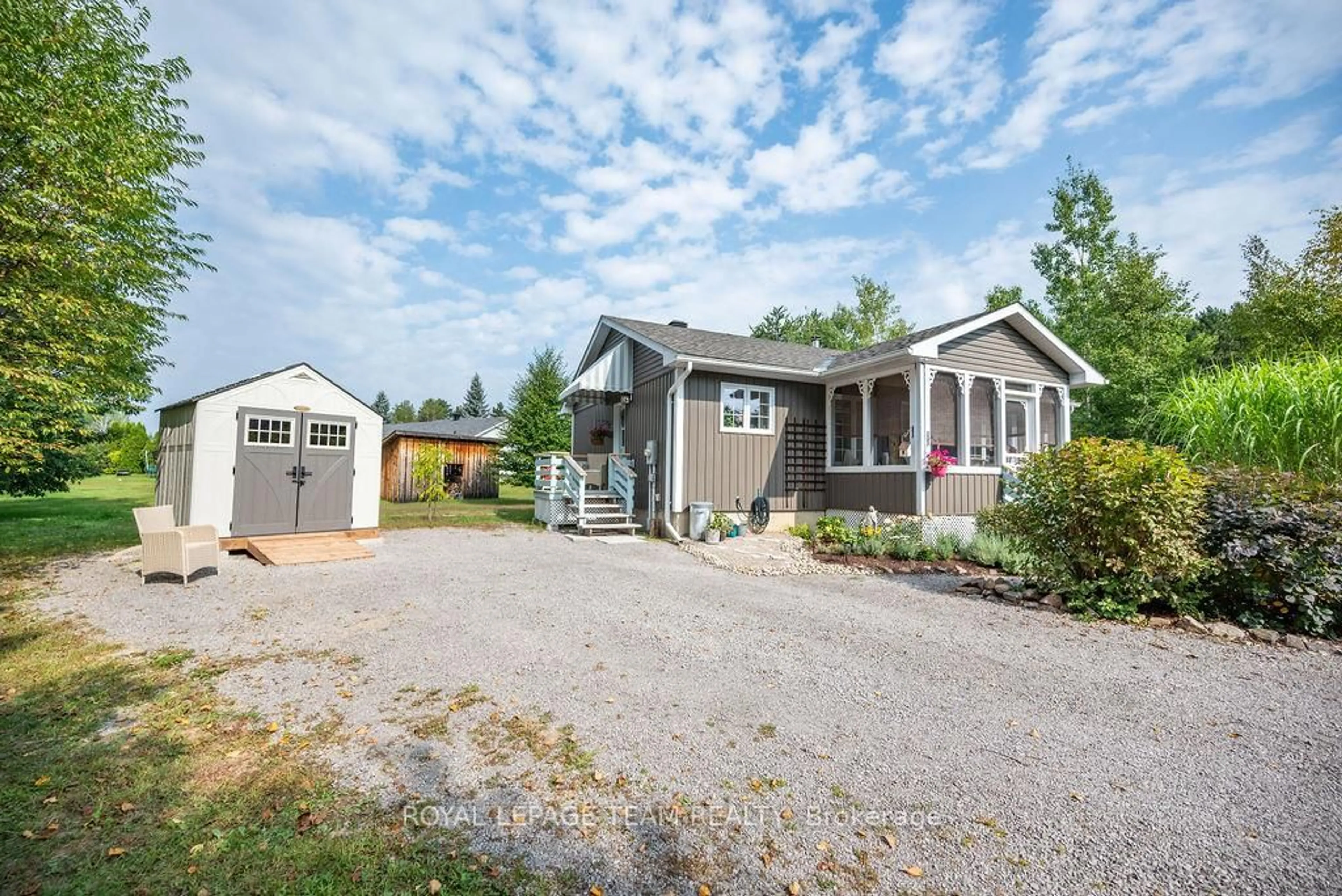 Unknown for 33 JACKPINE St, Round Lake Centre Ontario K0J 2J0