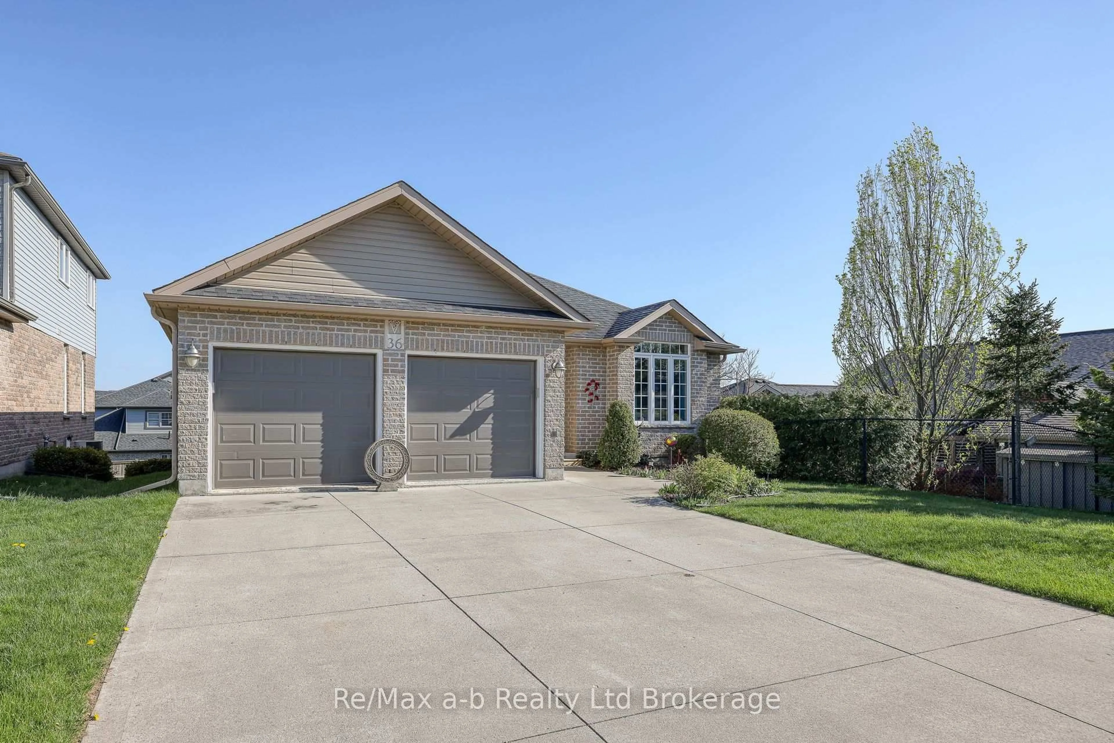 Unknown for 36 Woodhatch Cres, Ingersoll Ontario N5C 0A3
