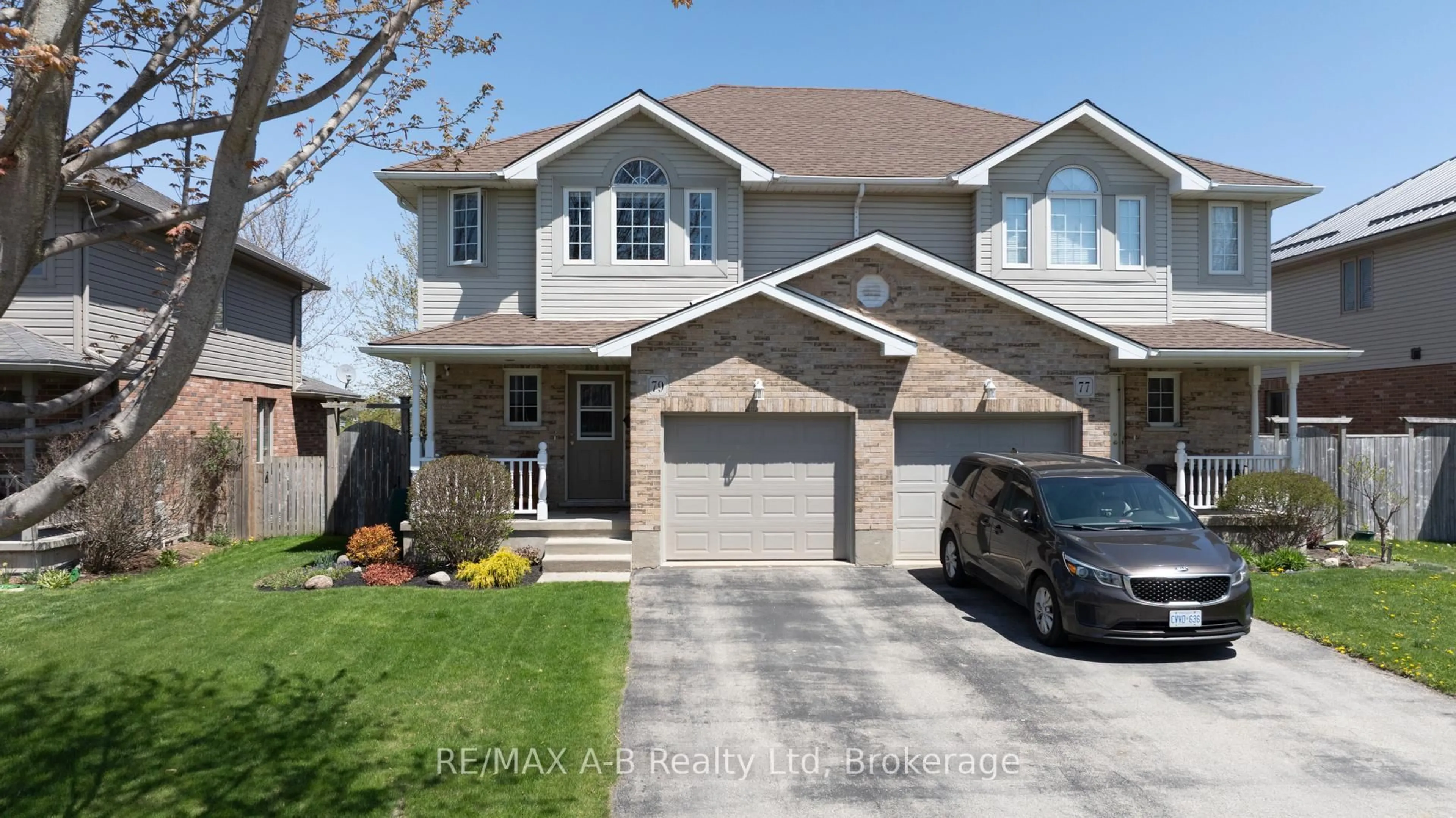 Home with vinyl exterior material, street for 79 Hyde Rd, Stratford Ontario N5A 7Z3