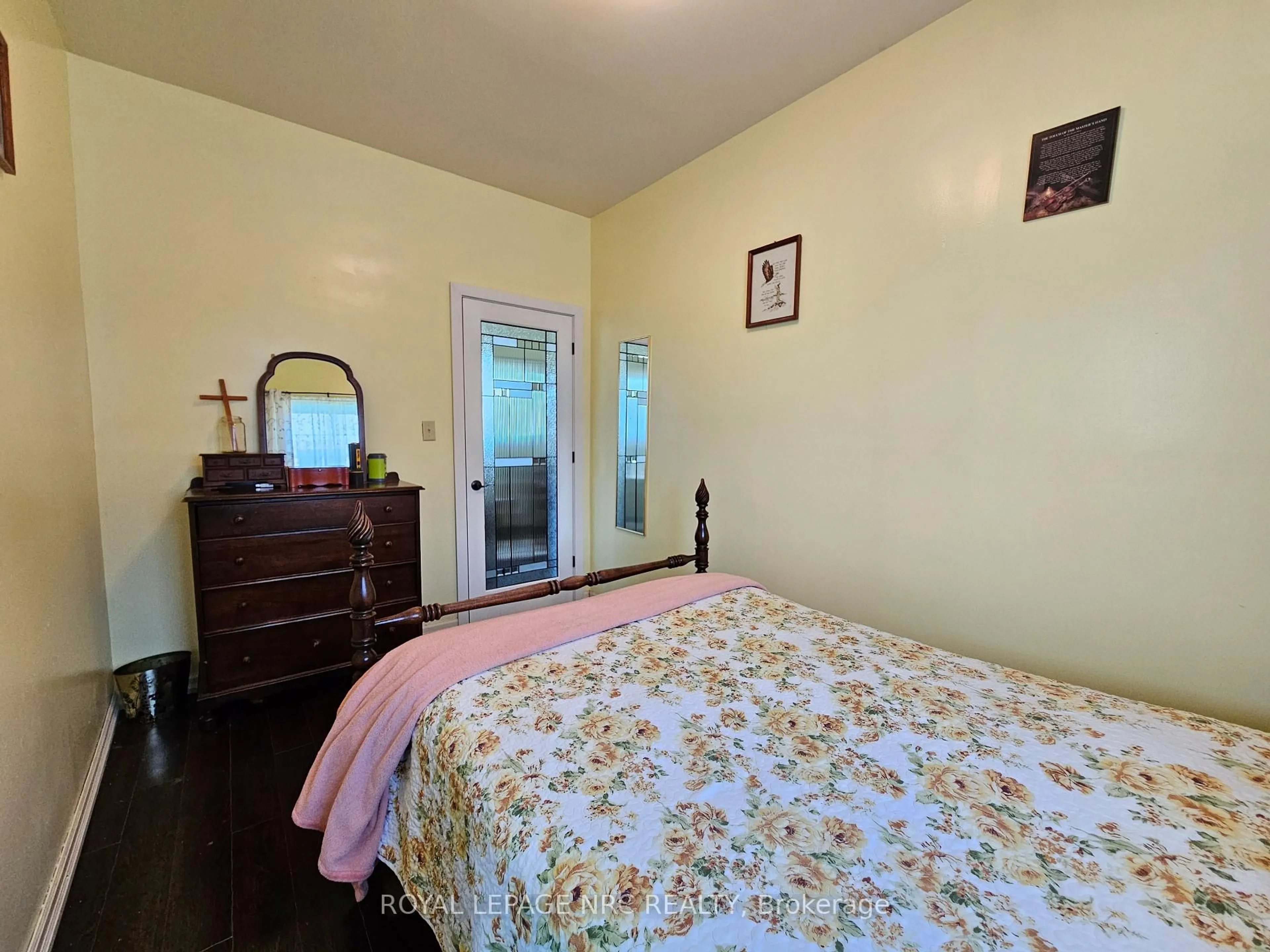 A pic of a room for 58 Christmas St, Port Colborne Ontario L3K 1M5
