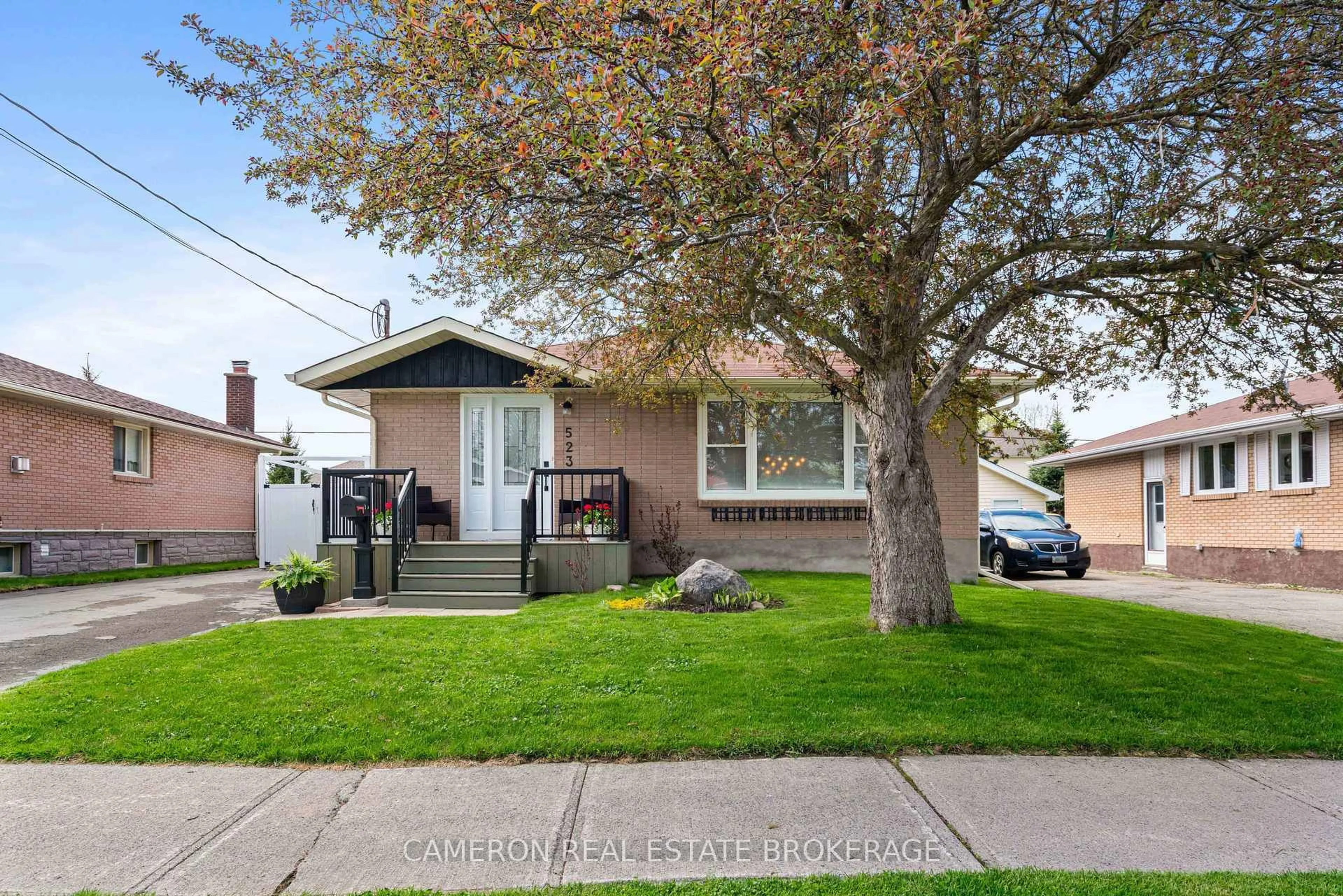 Unknown for 523 Anthony St, Cornwall Ontario K6H 5L1