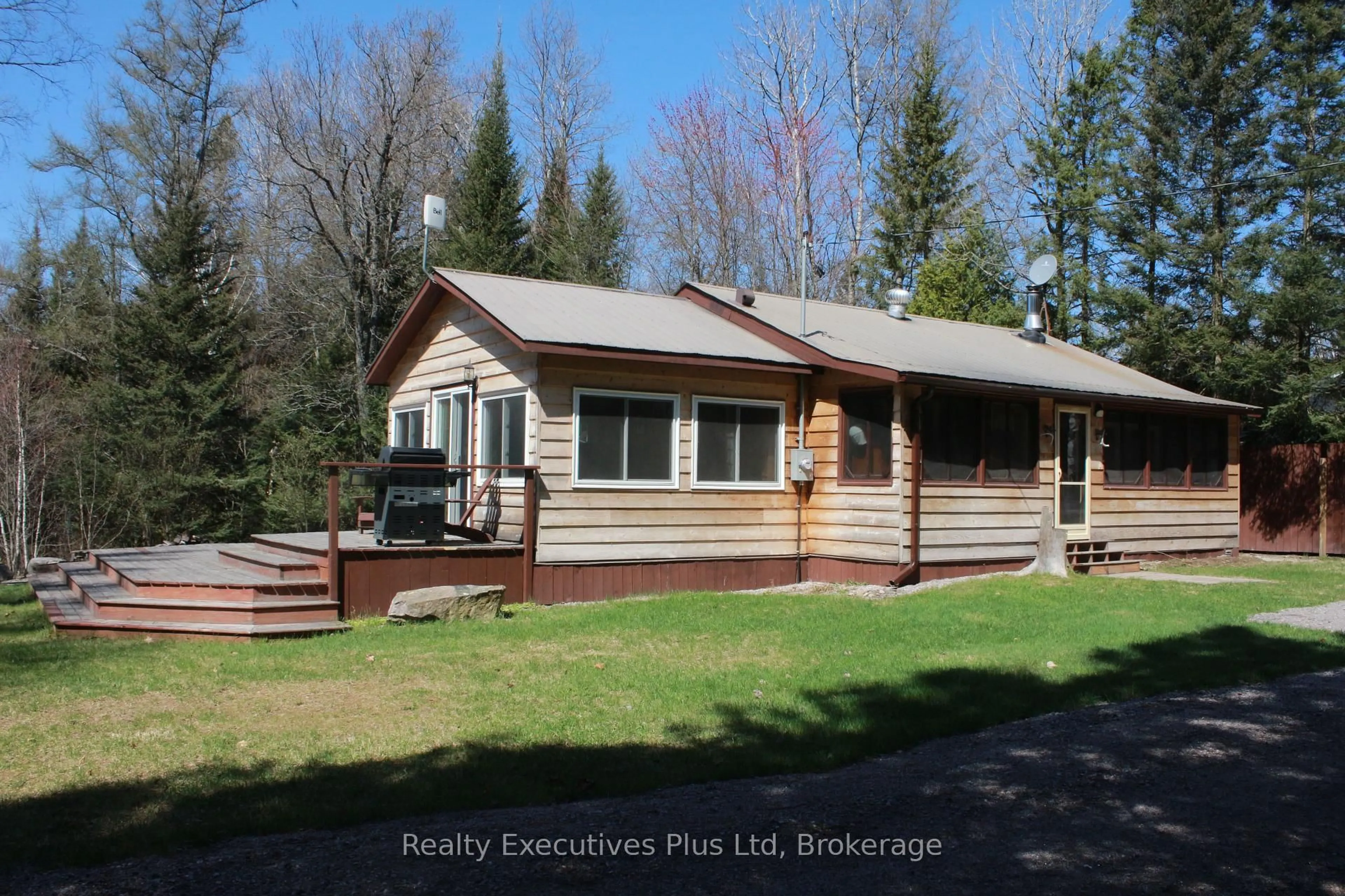 Home with vinyl exterior material, unknown for 502 Deer Lake Rd, Parry Sound Remote Area Ontario P0A 1X0