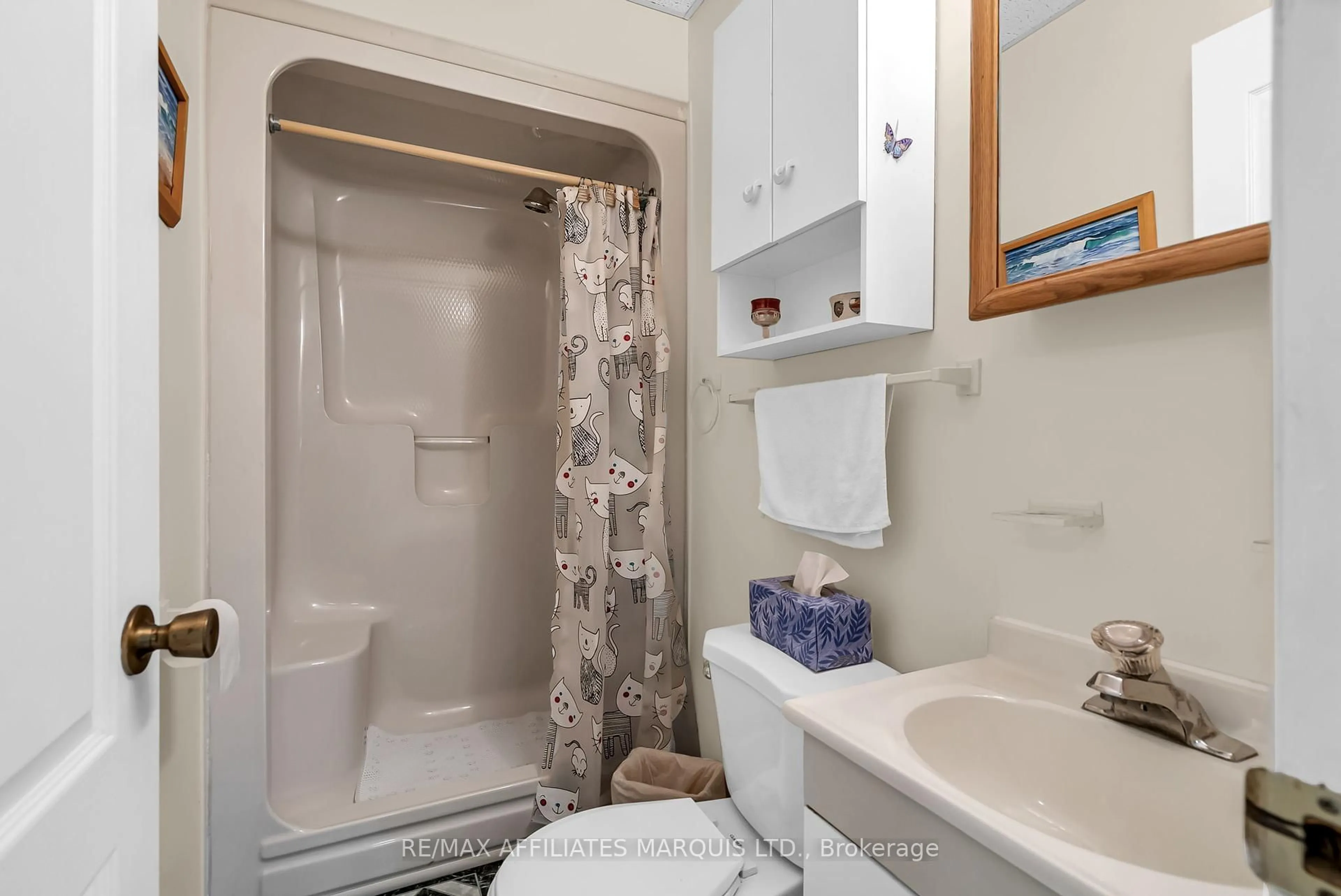 Standard bathroom, unknown for 22061 Beauchamp Dr, South Glengarry Ontario K0C 1Z0