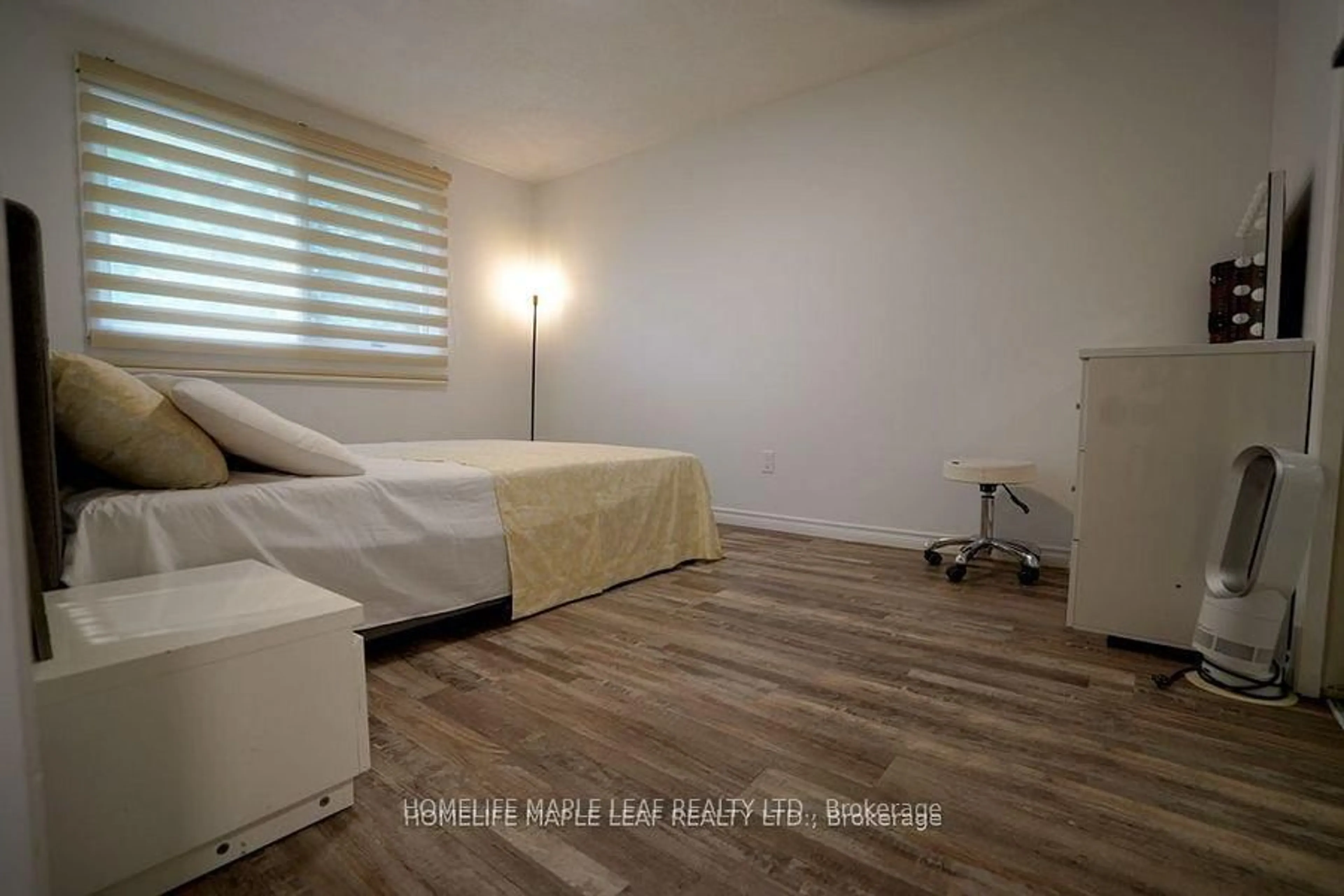 A pic of a room for 147 Muriel Cres, London South Ontario N6E 2K4