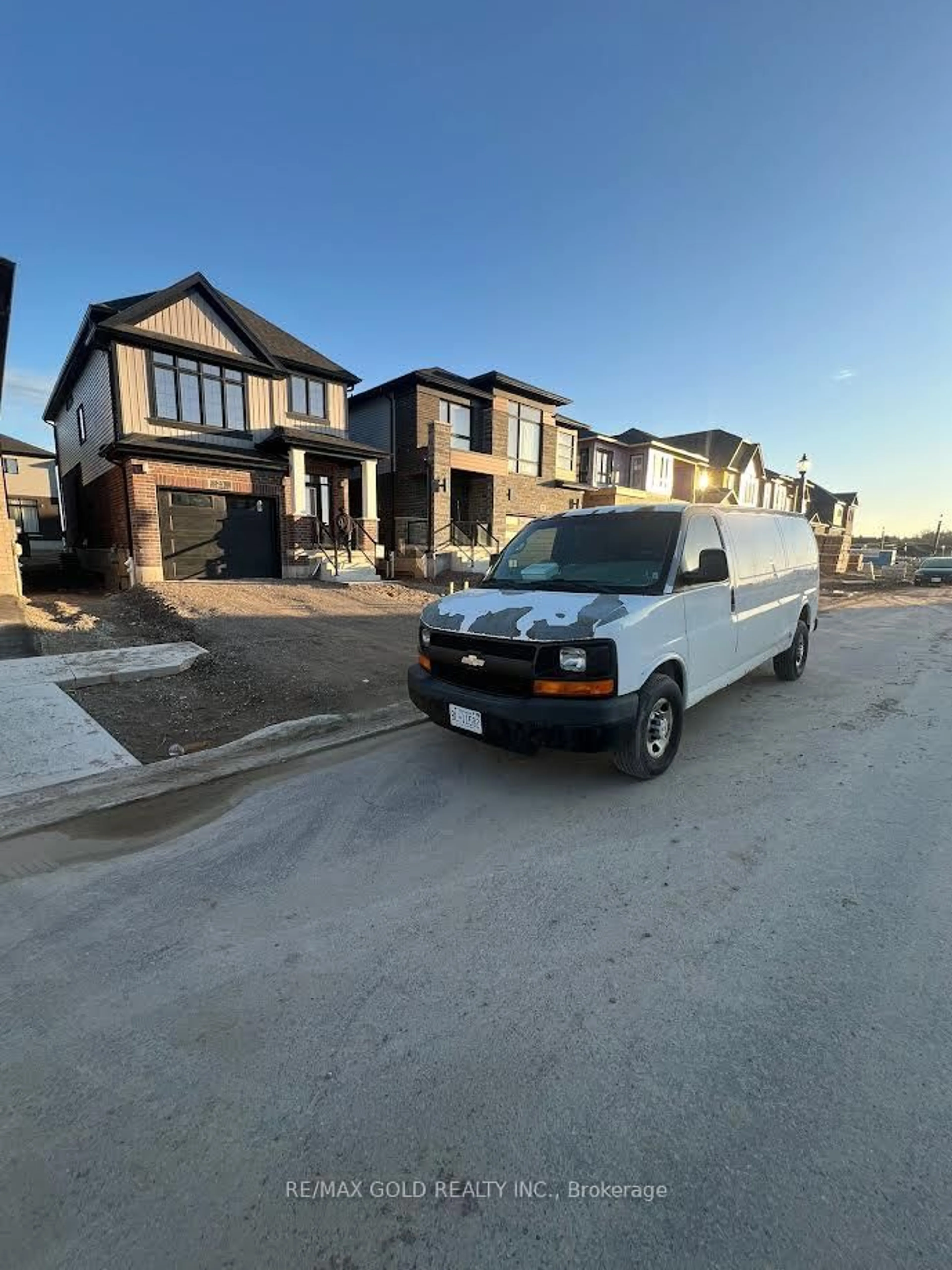 Unknown for 23 Jacob Detweiller Dr, Kitchener Ontario N2P 0K7