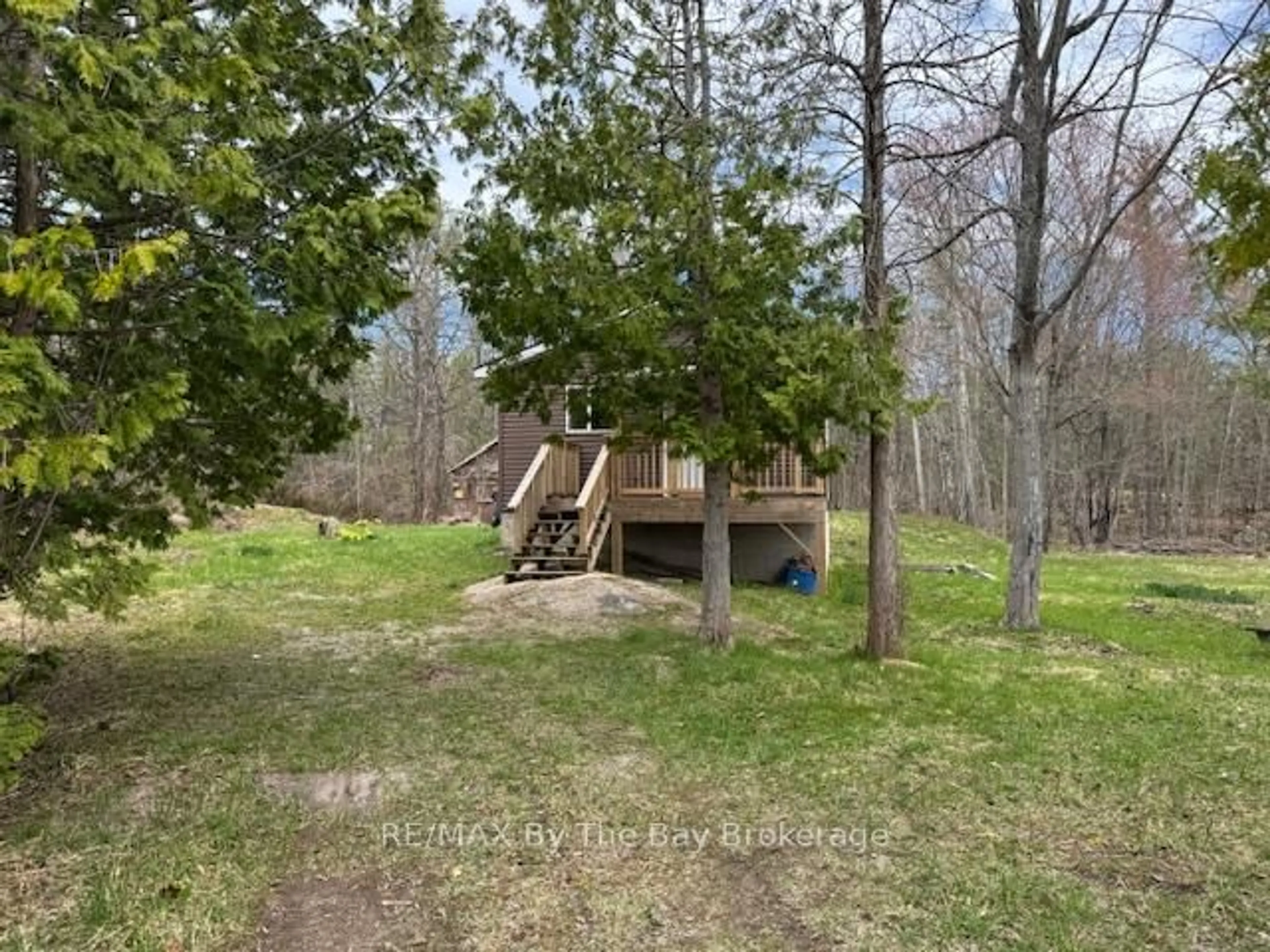 Unknown for 1750 Honey Harbour Rd, Georgian Bay Ontario P0E 1E0