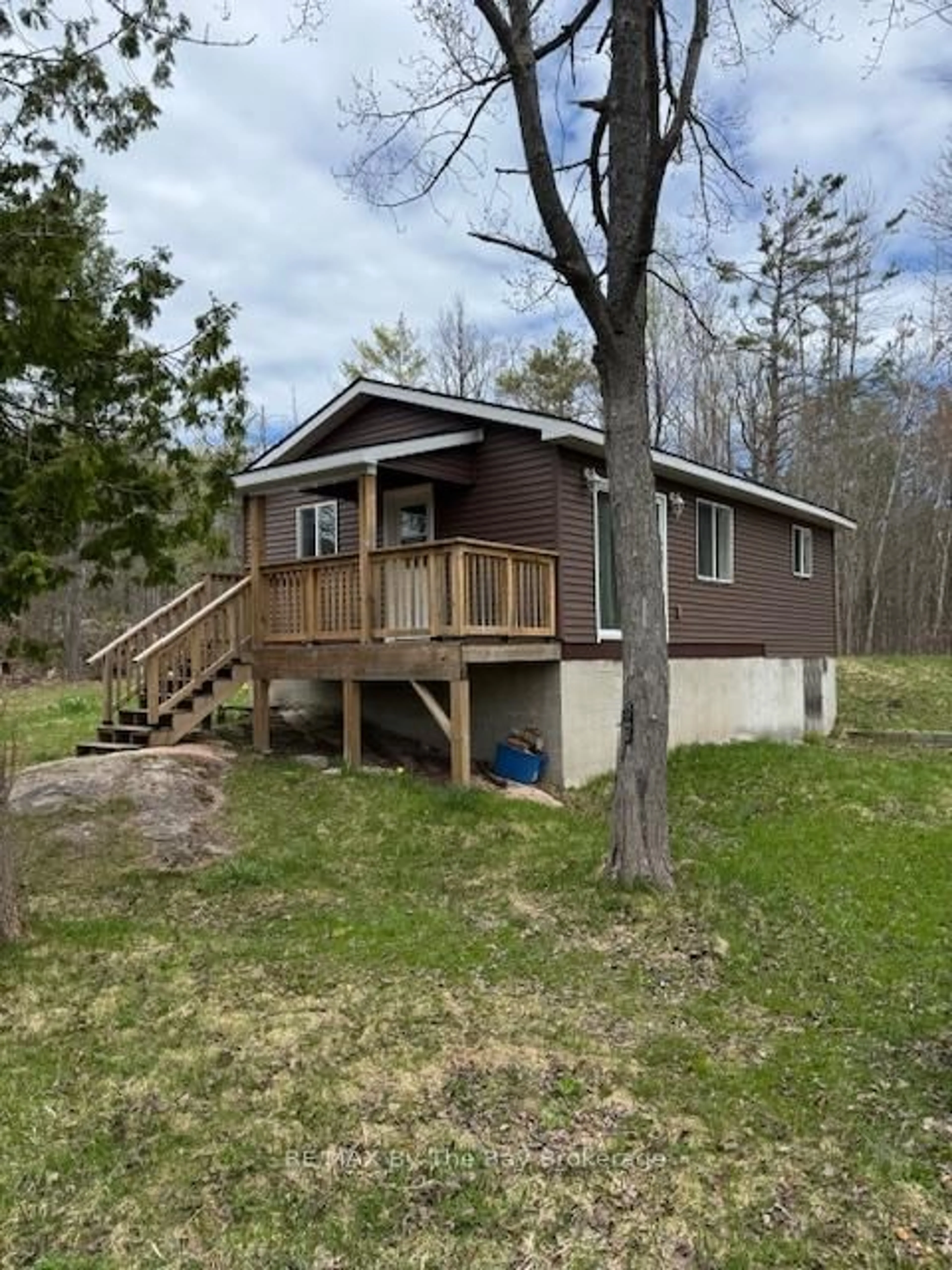 Unknown for 1750 Honey Harbour Rd, Georgian Bay Ontario P0E 1E0