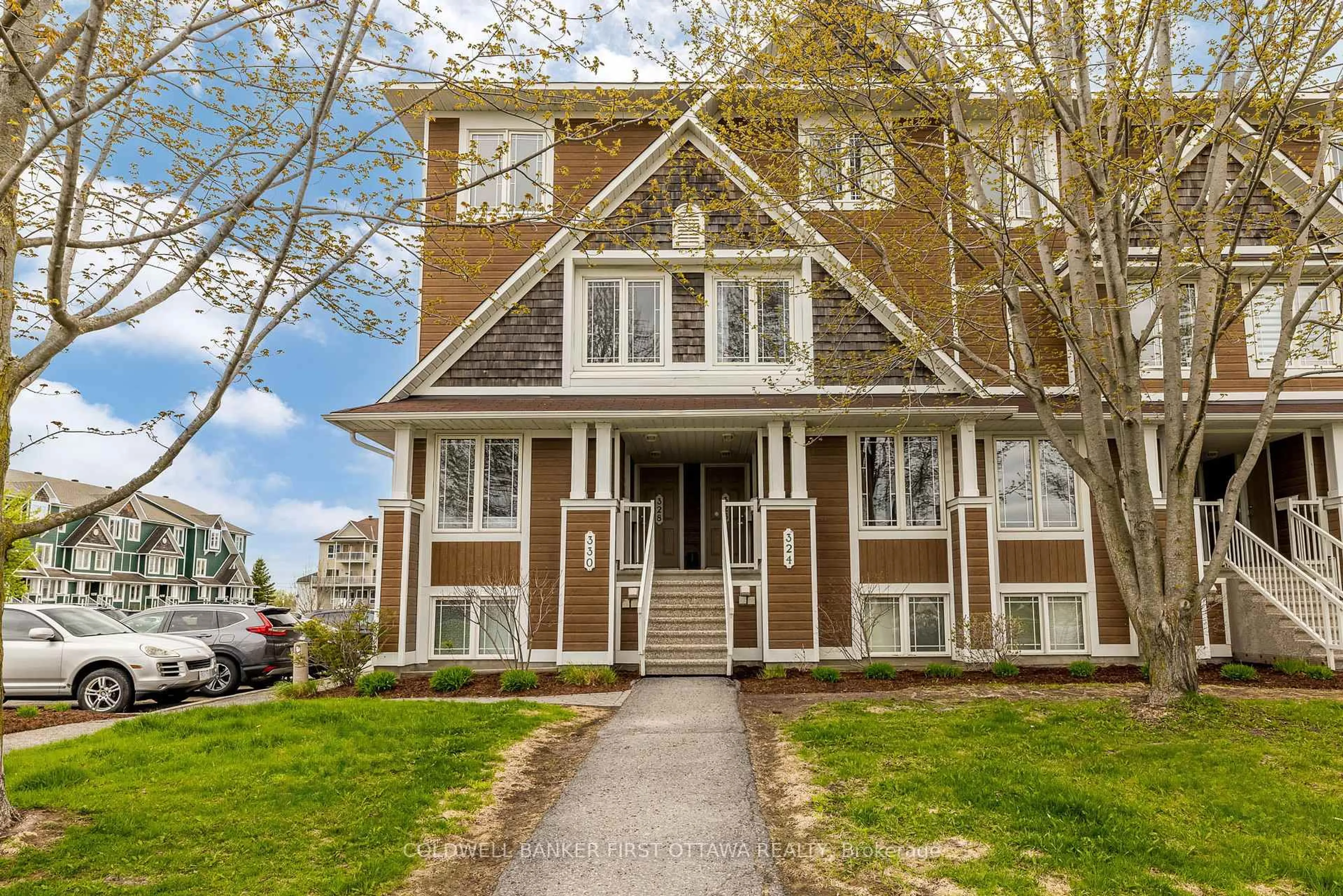 Home with brick exterior material, street for 326 Crownridge Dr, Ottawa Ontario K2M 3A5