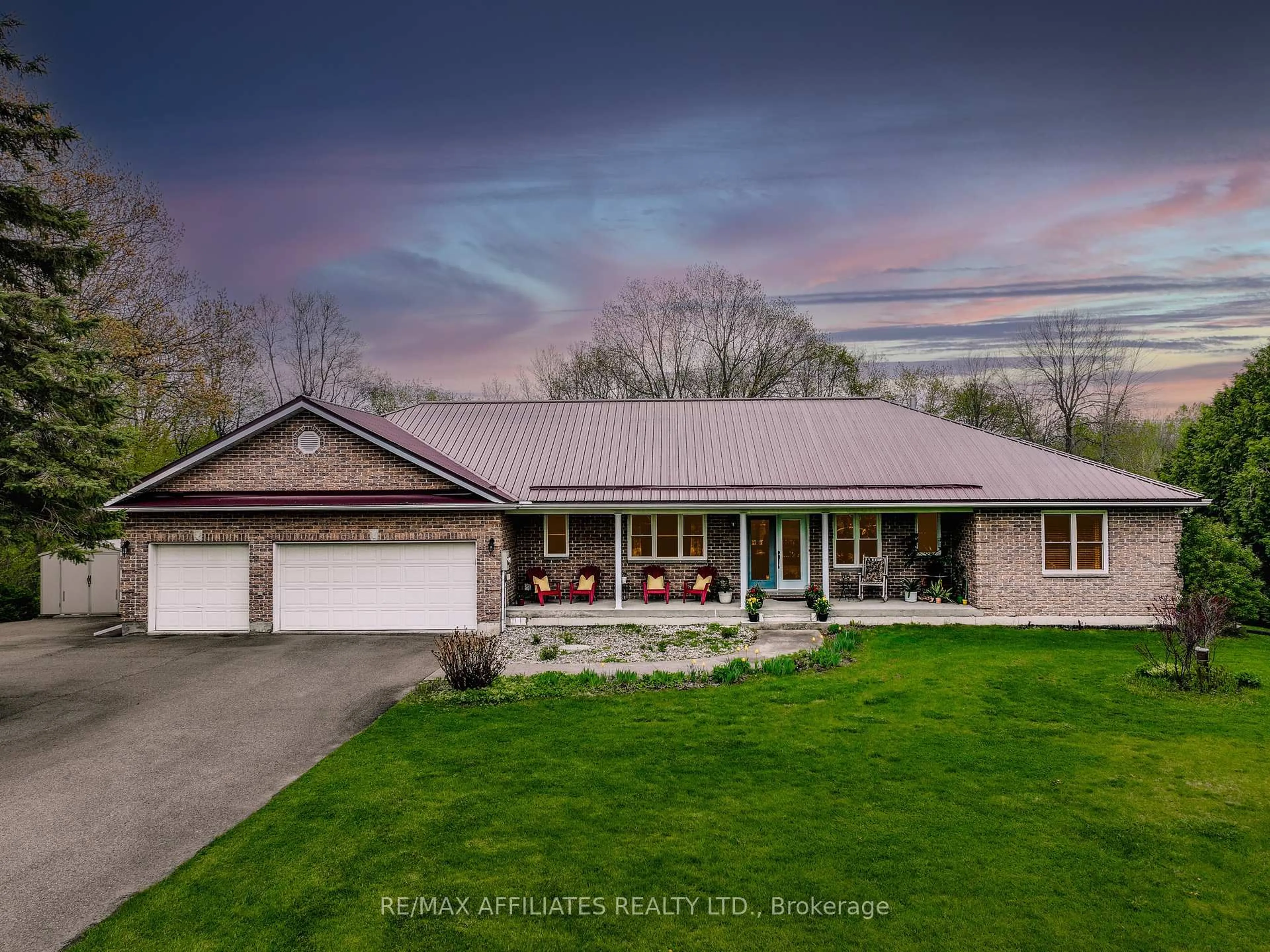 A pic from outside/outdoor area/front of a property/back of a property/a pic from drone, unknown for 2551 Old Red Rd, Elizabethtown-Kitley Ontario K6V 5T3