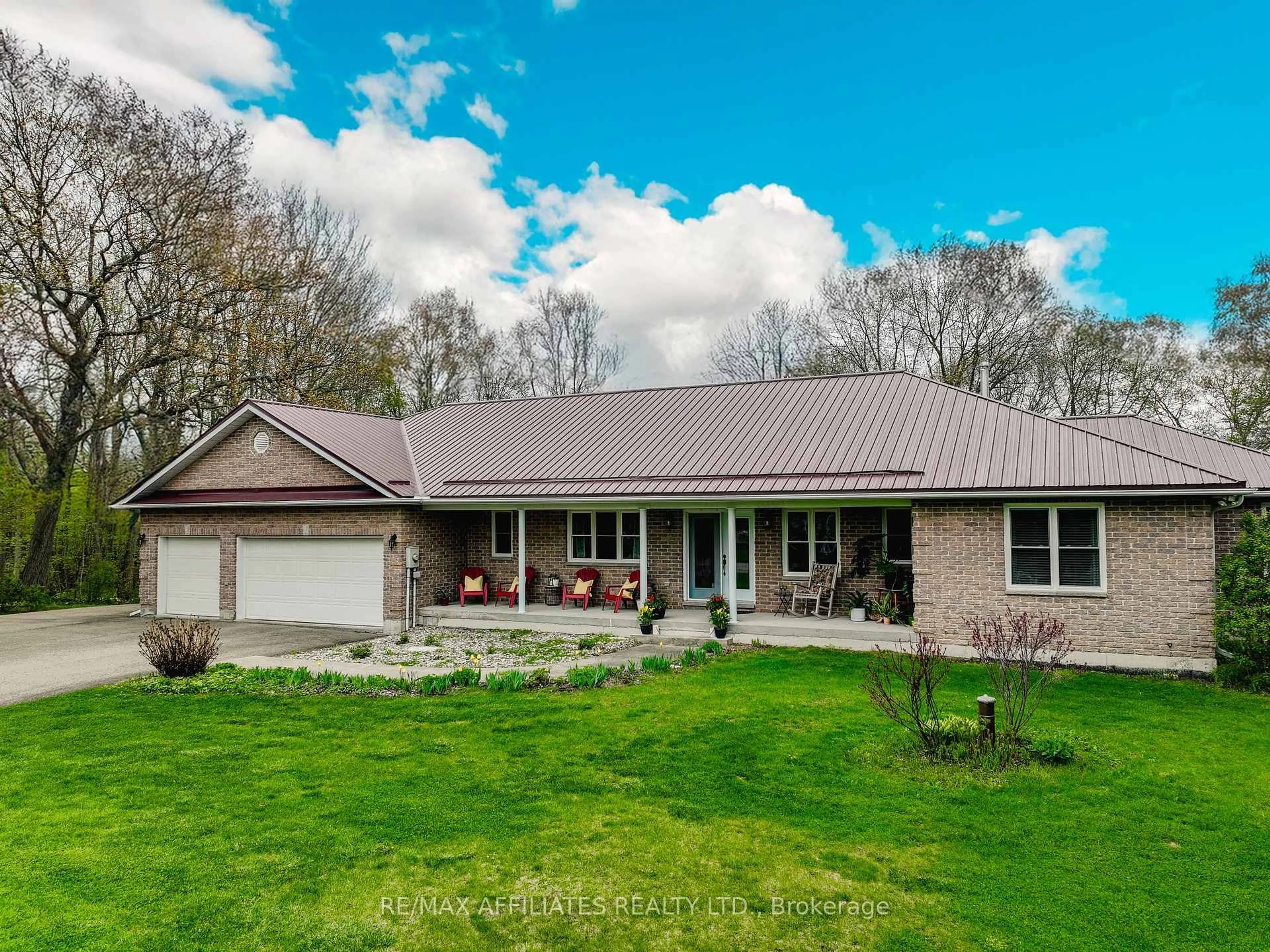 A pic from outside/outdoor area/front of a property/back of a property/a pic from drone, street for 2551 Old Red Rd, Elizabethtown-Kitley Ontario K6V 5T3