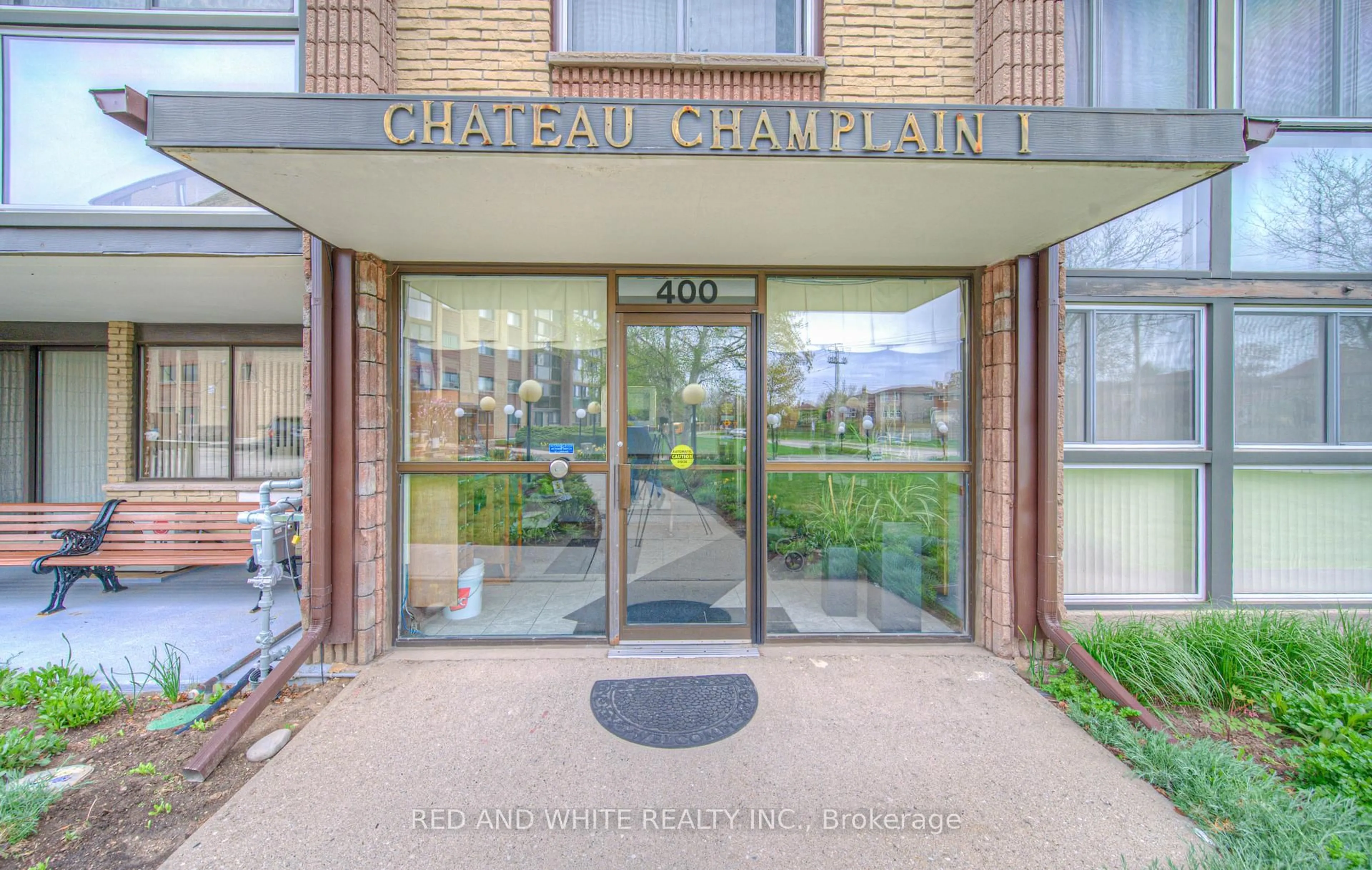 Unknown for 400 Champlain Blvd #406, Cambridge Ontario N1R 7J6