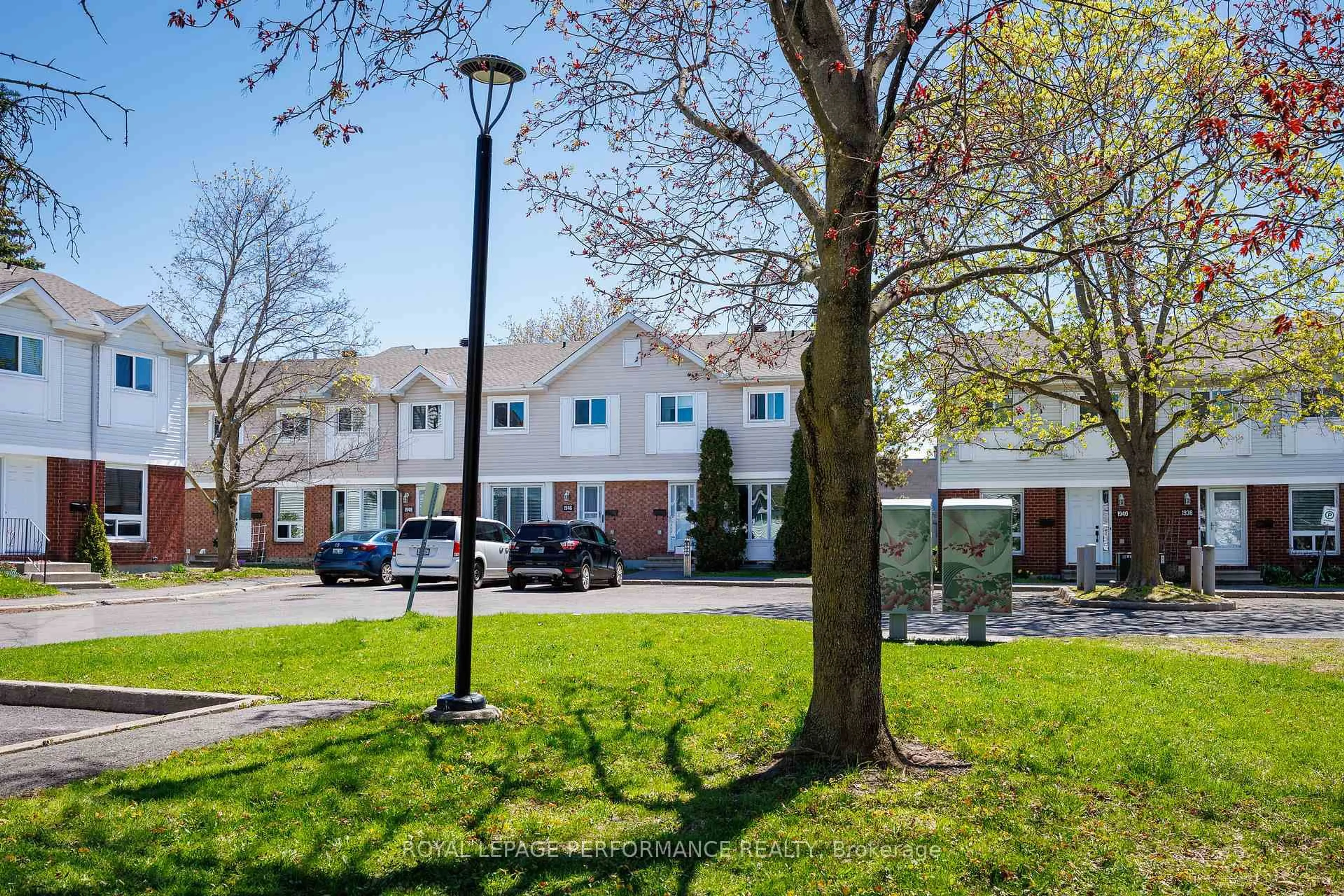 Patio, street for 1946 Colorado Lane #57, Orleans Ontario K1C 6T8