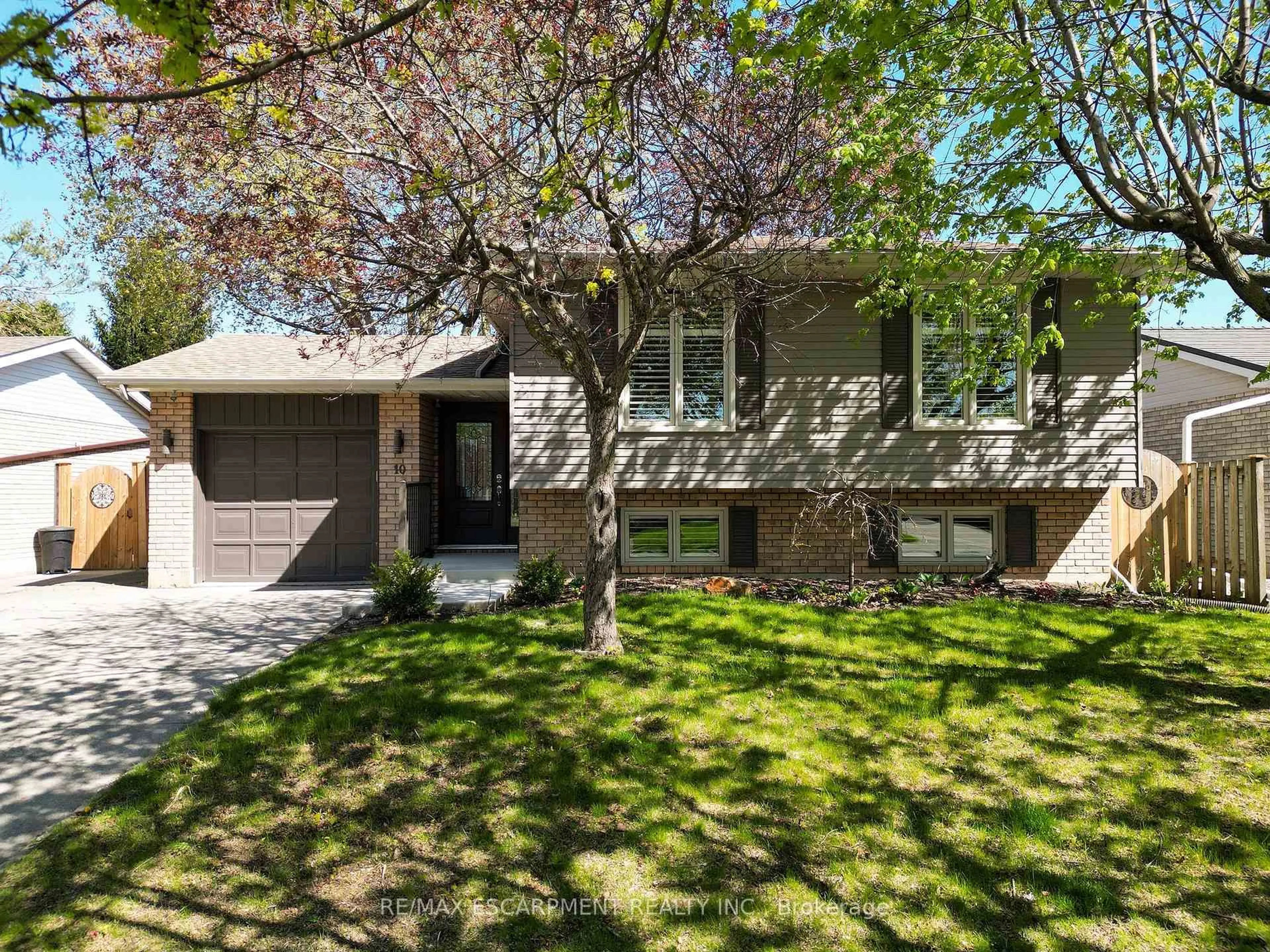 Home with brick exterior material, street for 10 Myrtleville Dr, Brantford Ontario N3V 1B8
