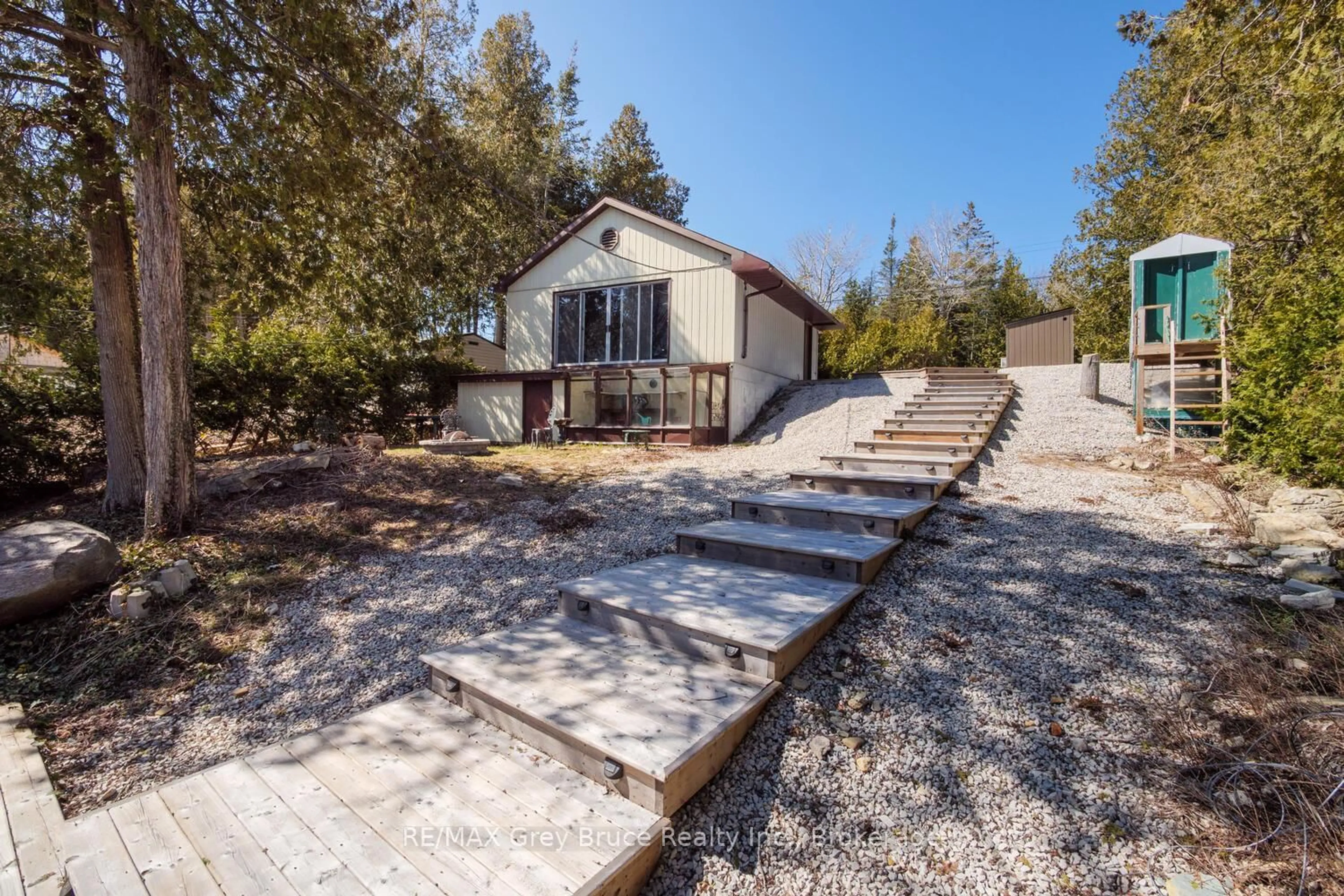 A pic from outside/outdoor area/front of a property/back of a property/a pic from drone, unknown for 59 Simpson Ave, Northern Bruce Peninsula Ontario N0H 2R0