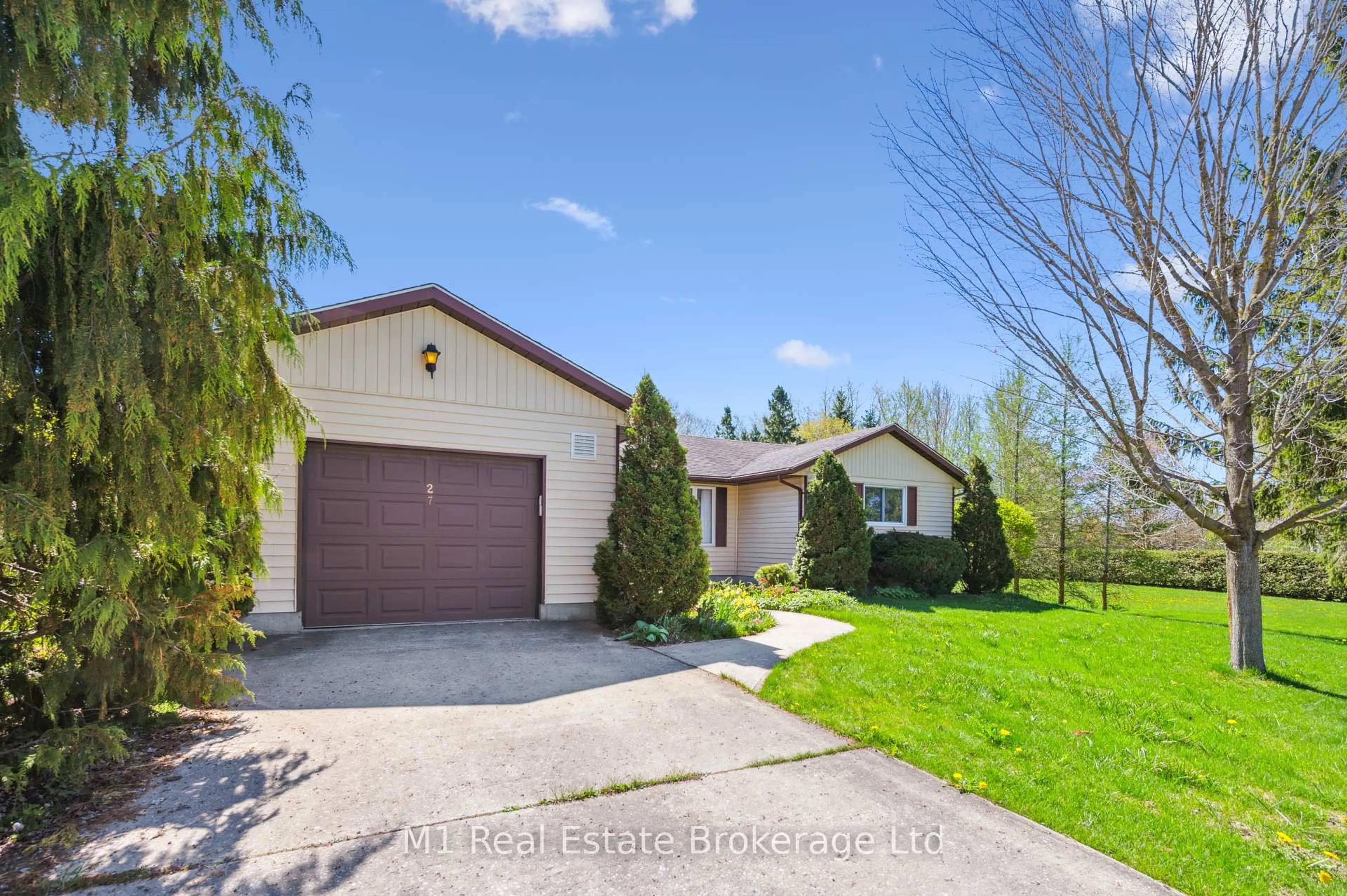 Unknown for 27 Geddes St, Minto Ontario N0G 1M0