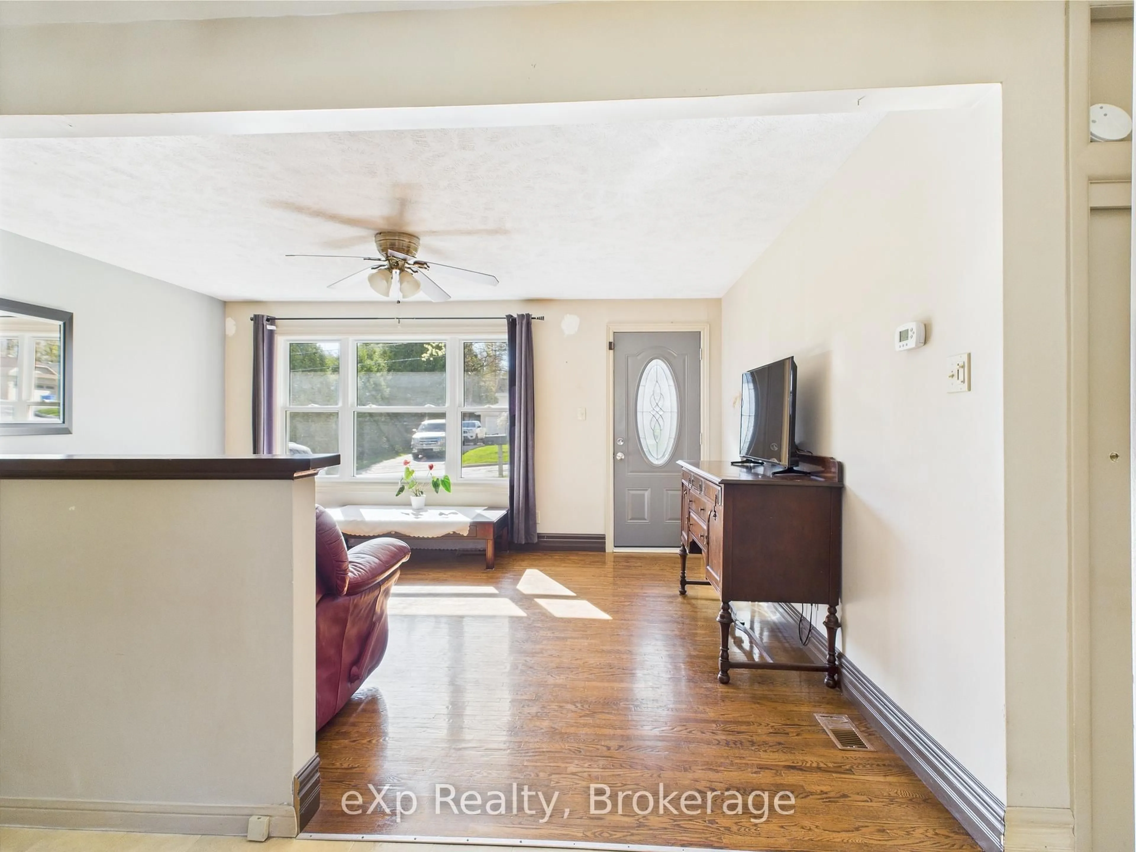 Living room with furniture, unknown for 2321 5th Ave, Owen Sound Ontario N4K 5C7