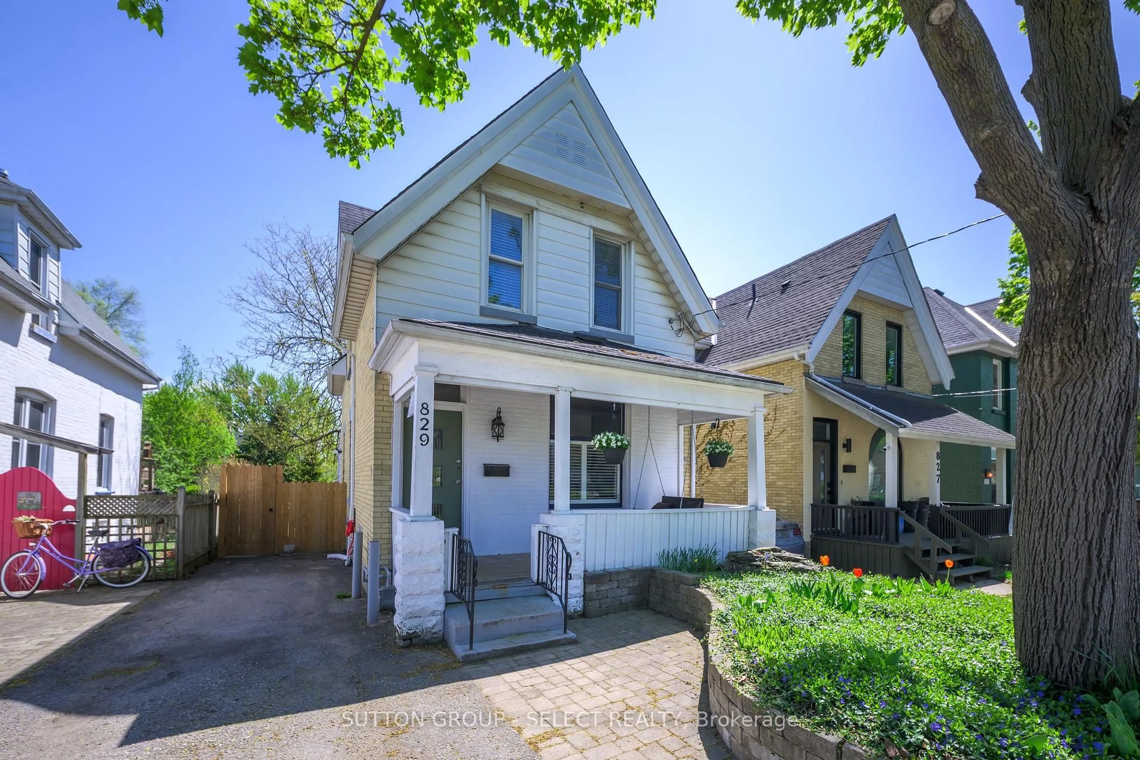 Unknown for 829 Elias St, London East Ontario N5W 3N9