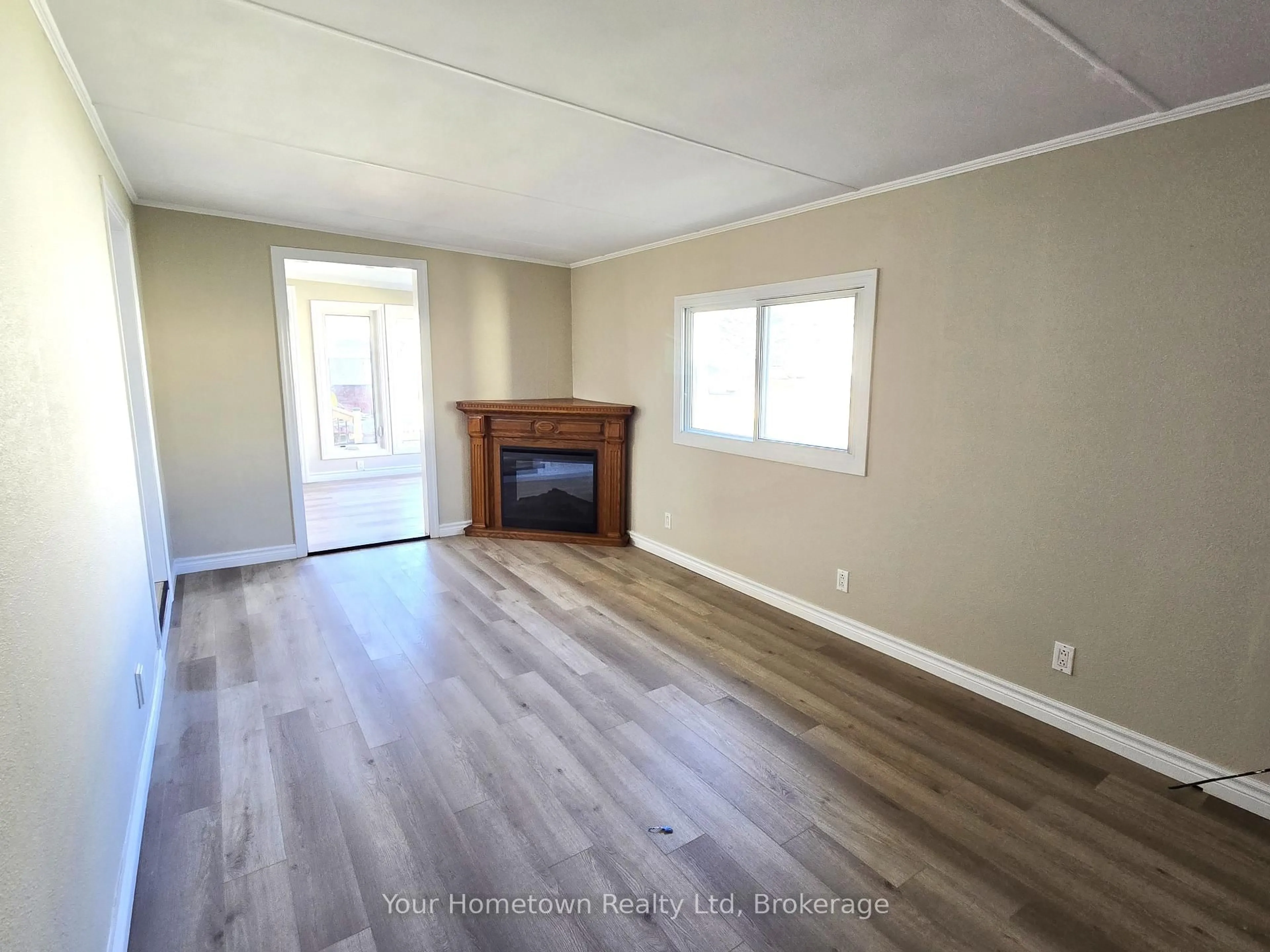 A pic of a room for 483 Spruce St, Centre Wellington Ontario N1M 2W5
